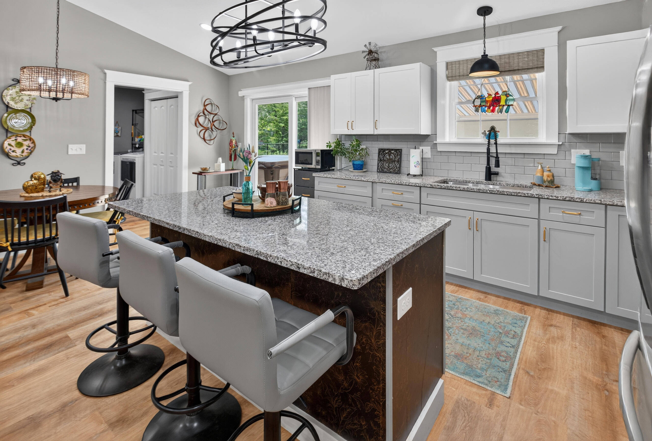 520 Bog Road, Hermon, ME 04401 Kitchen