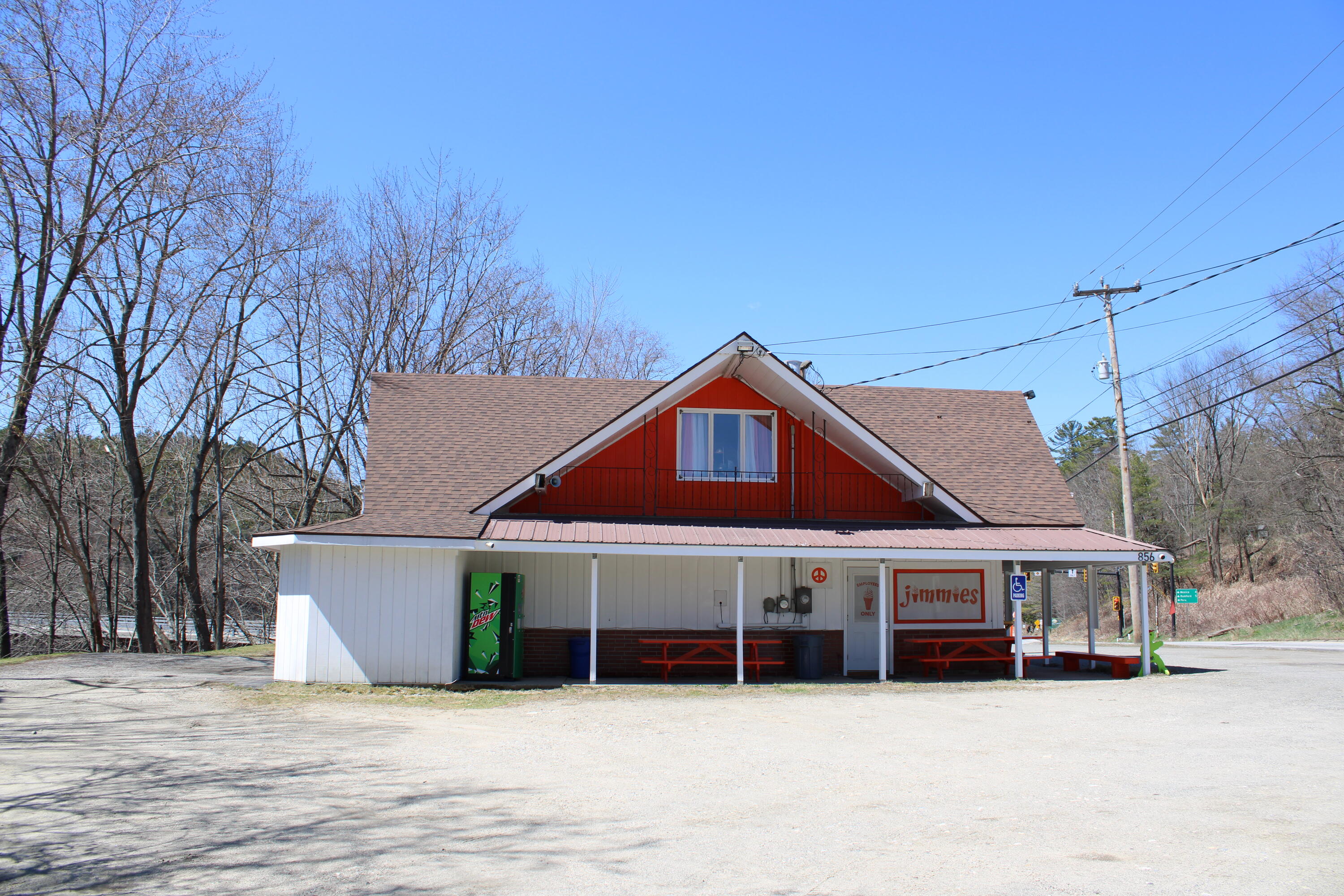 856 River Road, Mexico, ME, 04257