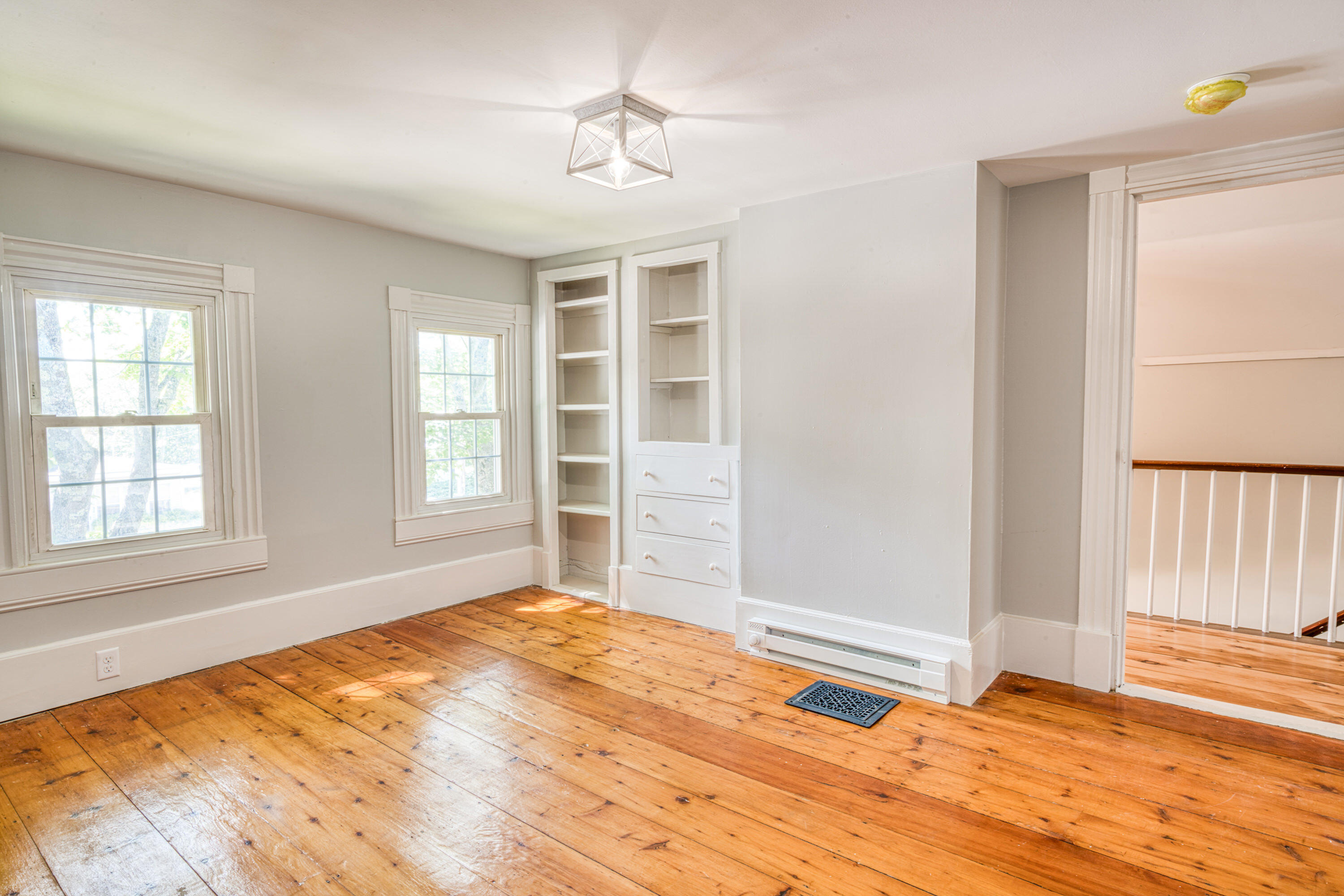 47 Main Road N, Hampden, ME, 04444