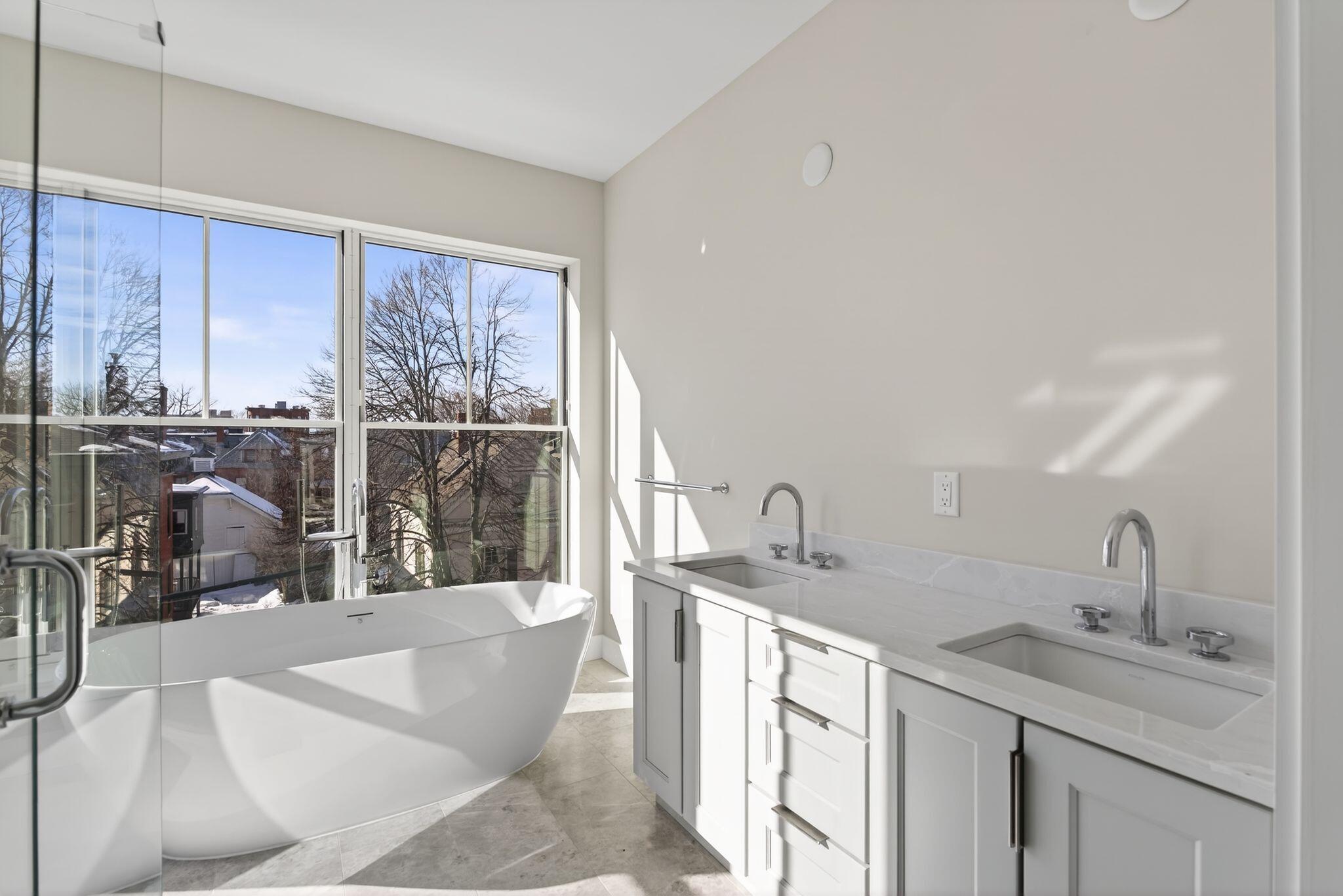 55 Carleton Street UNIT B, Portland, ME, 04102