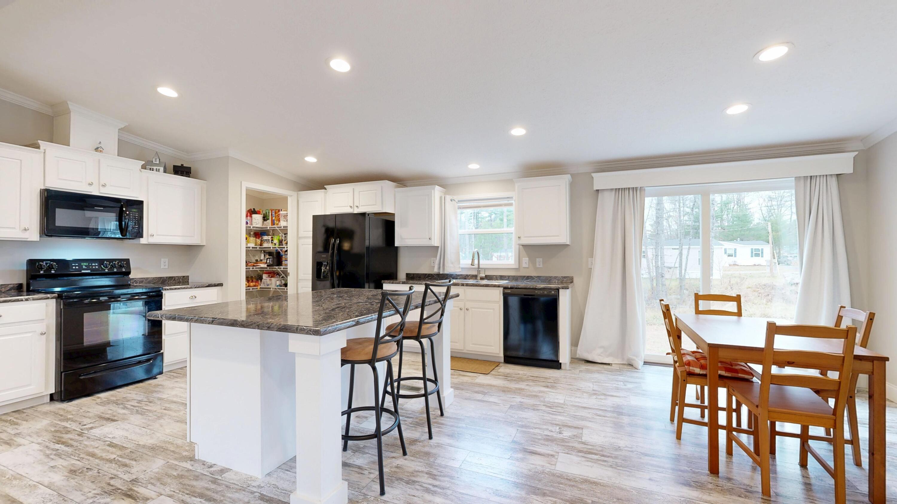 11 Trent Drive, Lisbon, ME, 04250