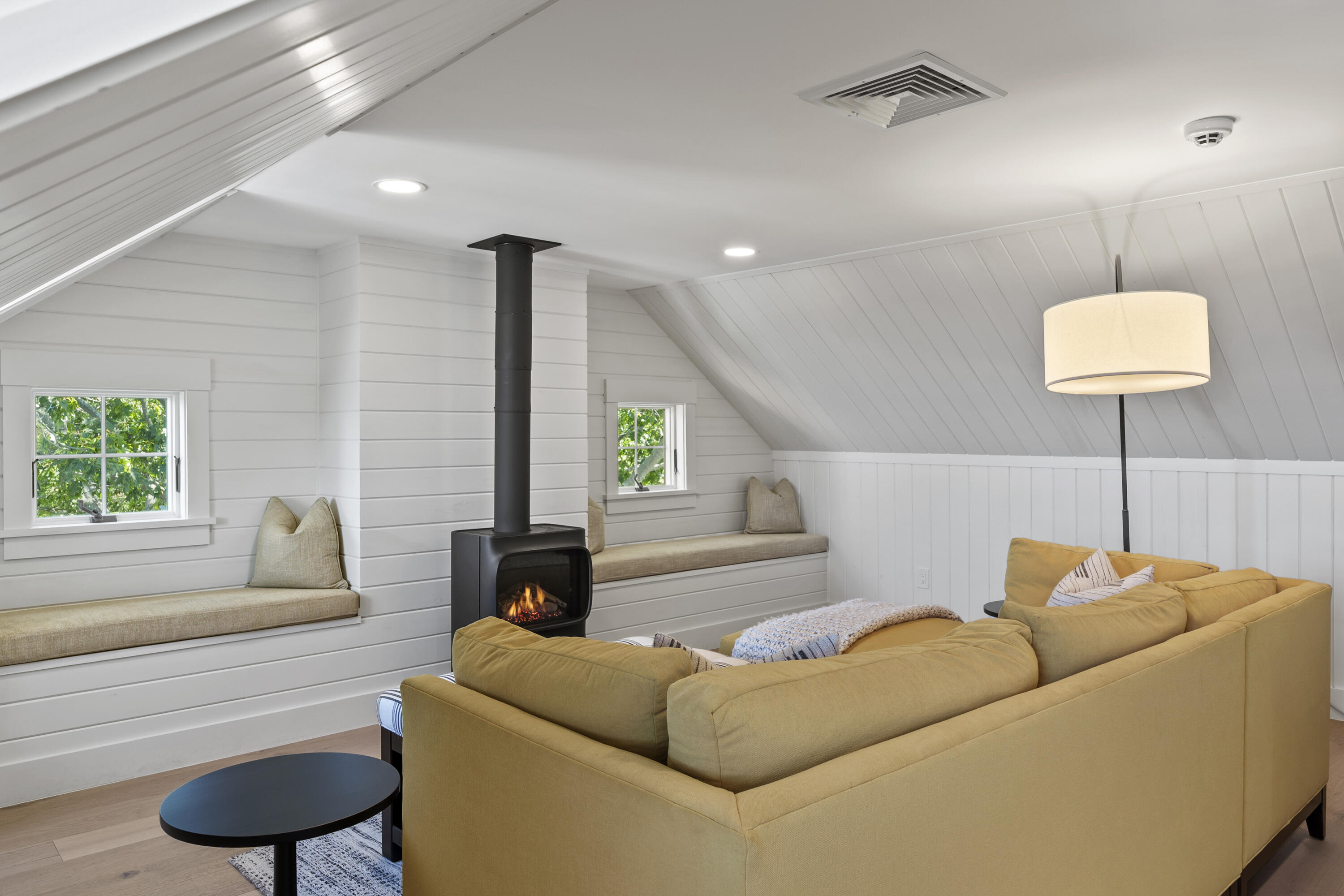 19 Salt Spray Lane, Cape Elizabeth, ME, 04107