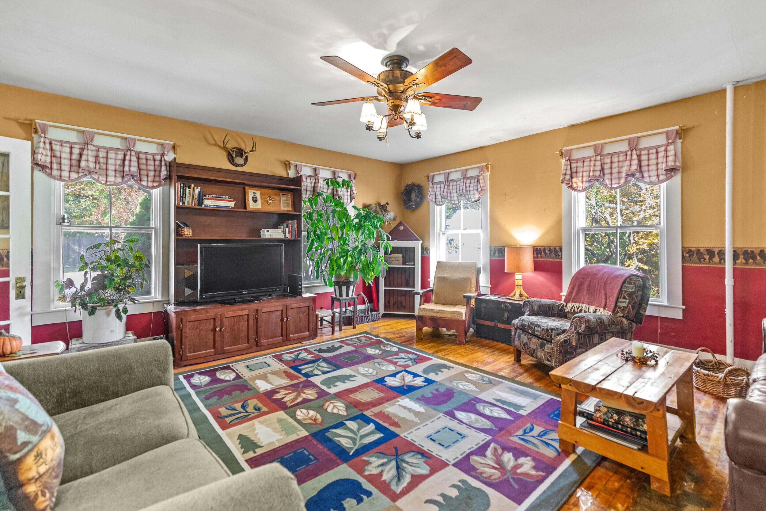 220 S High Street, Bridgton, ME, 04009