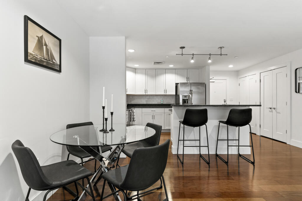 25 High Street UNIT 212, Portland, ME, 04101