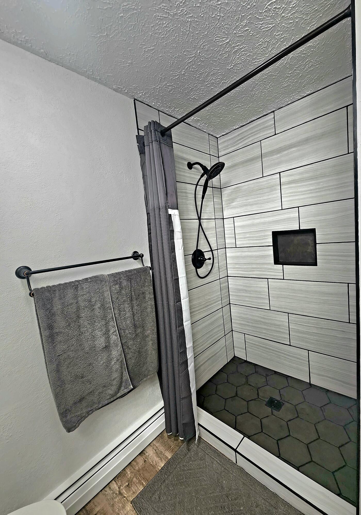 18 Martin Heights, Raymond, ME, 04071