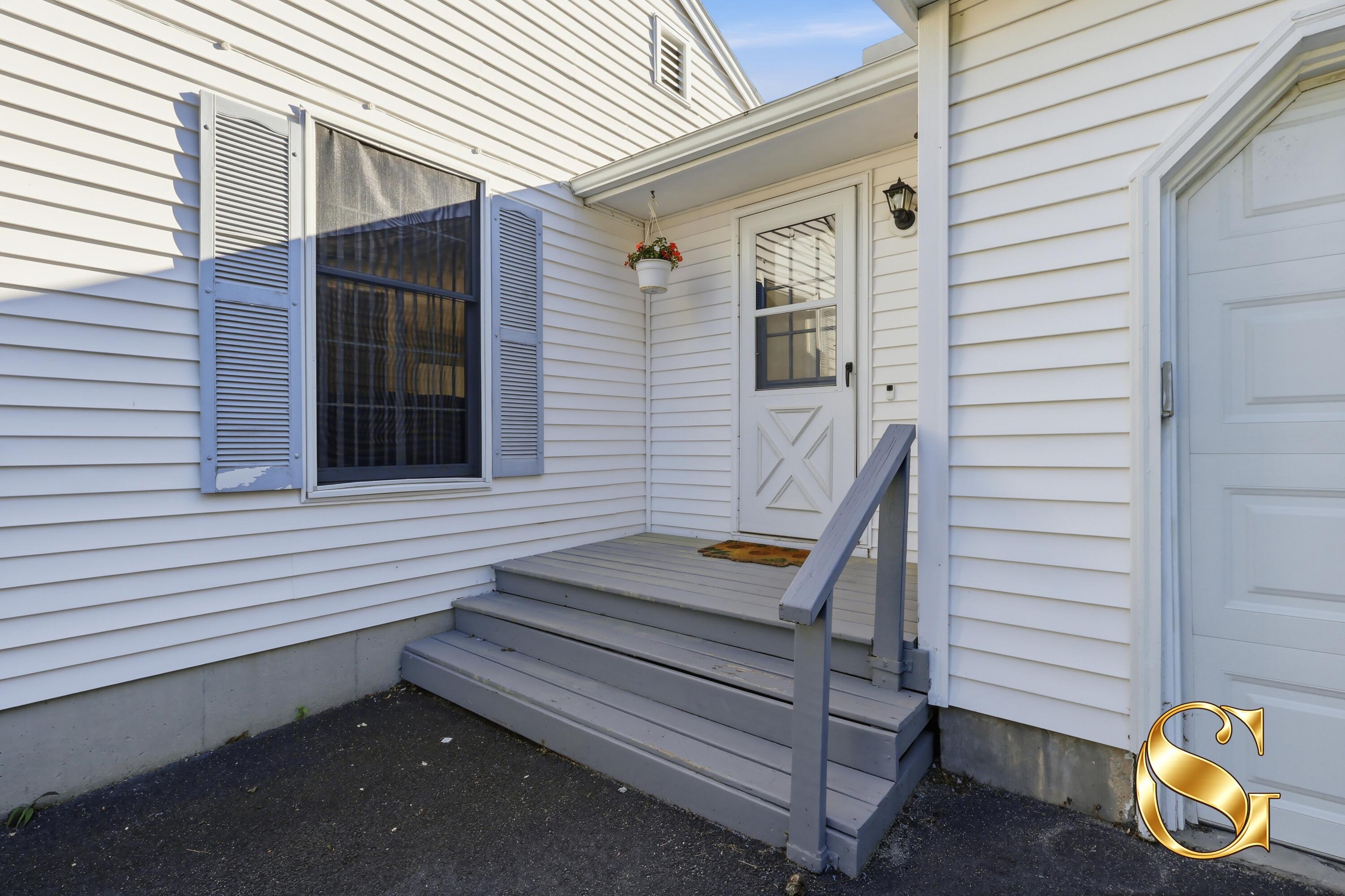 16 Coville Road, Topsham, ME 04086 8