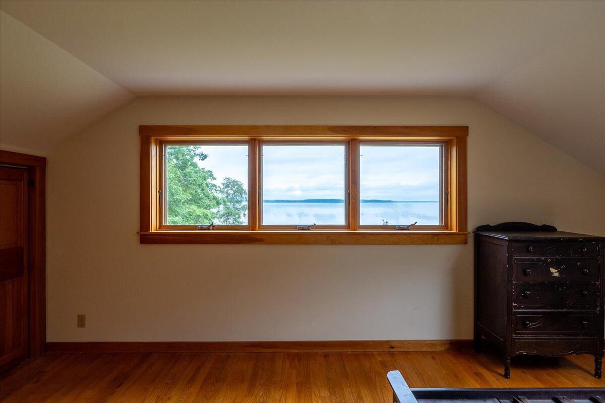 391 Main Road, Islesboro, ME, 04848