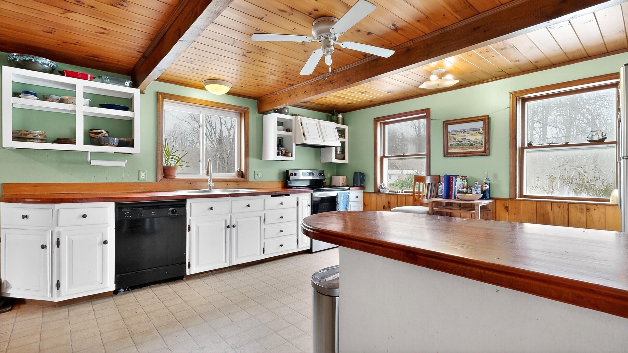 69 Old Orchard Road, Buxton, ME, 04093