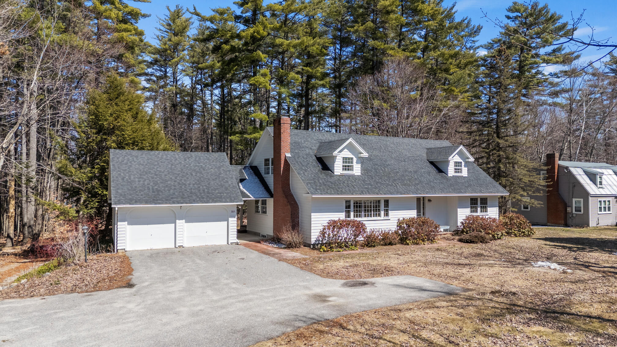 207 N High Street, Bridgton, ME, 04009