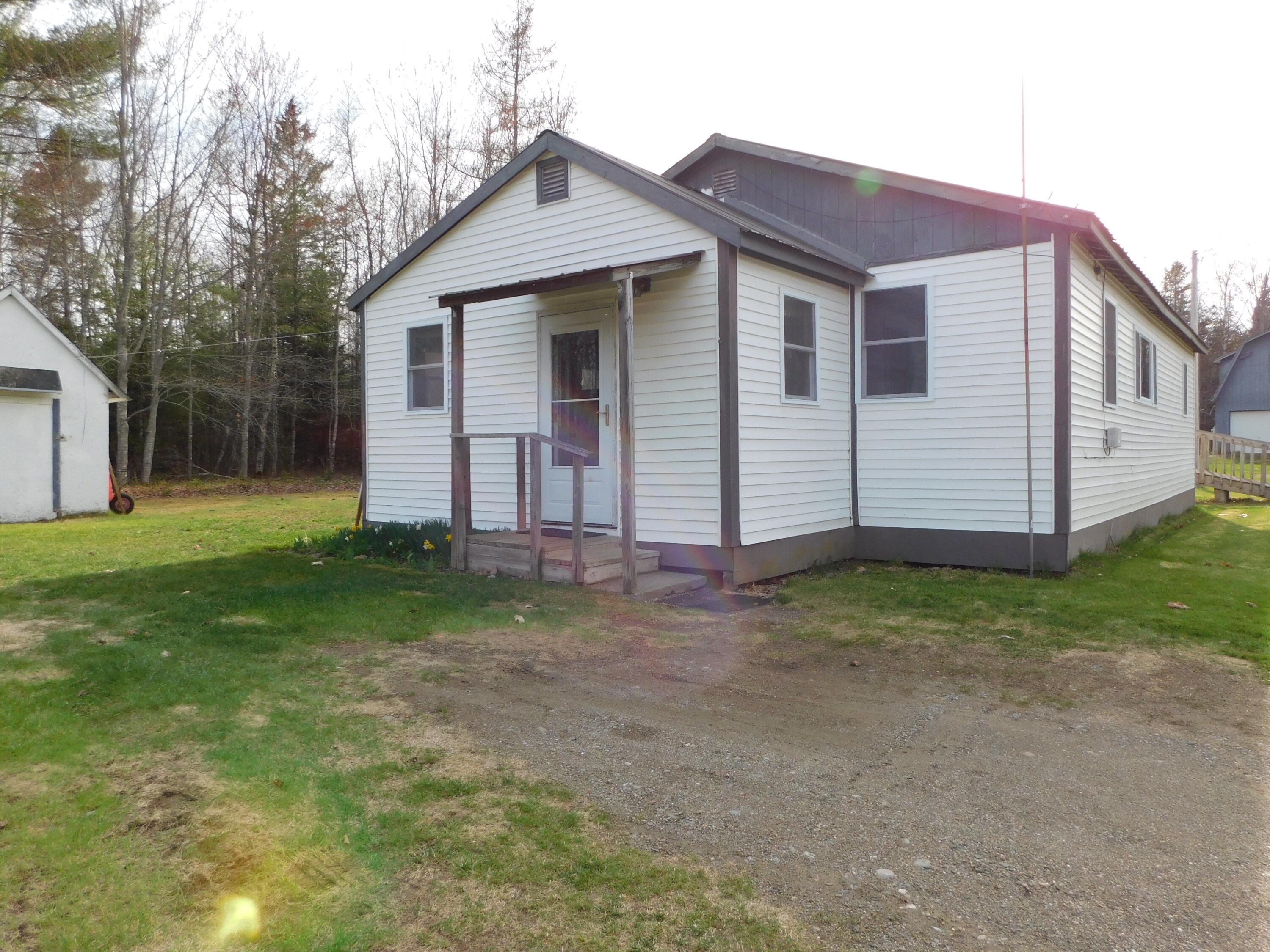 132 Station Road, Etna, ME, 04434 132 Station Road, Etna, ME, 04434