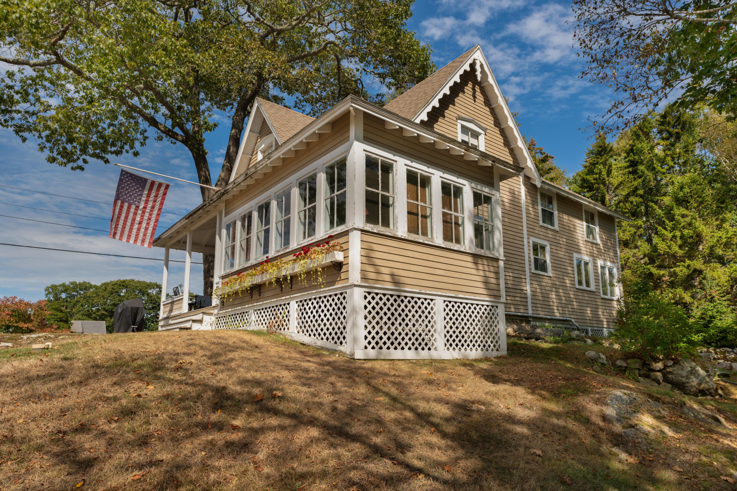 83 Central Avenue, Brunswick, ME, 04011