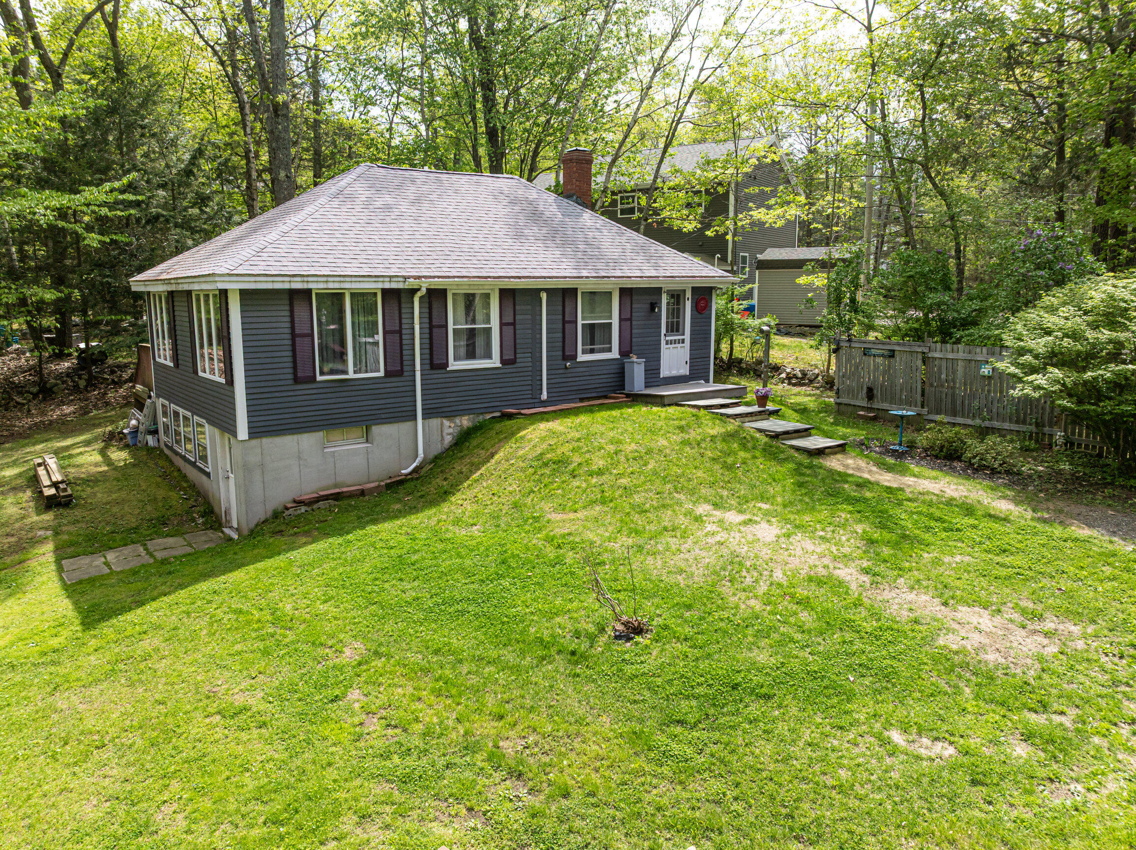 Exterior-0548
