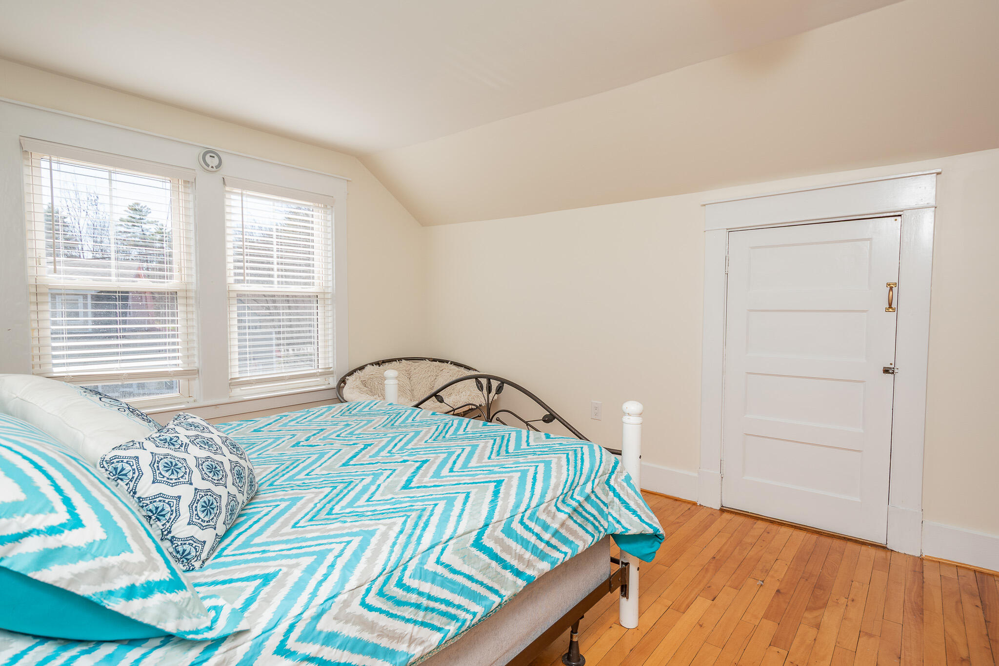 947 W Main Street, Dover-foxcroft, ME, 04426