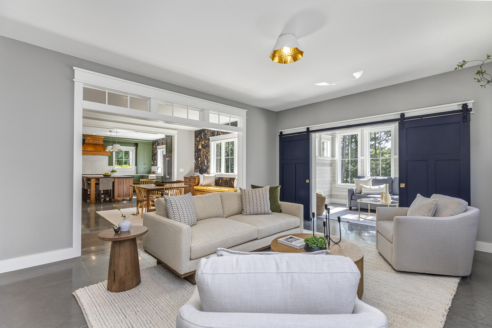 Double door leading to the sunroom