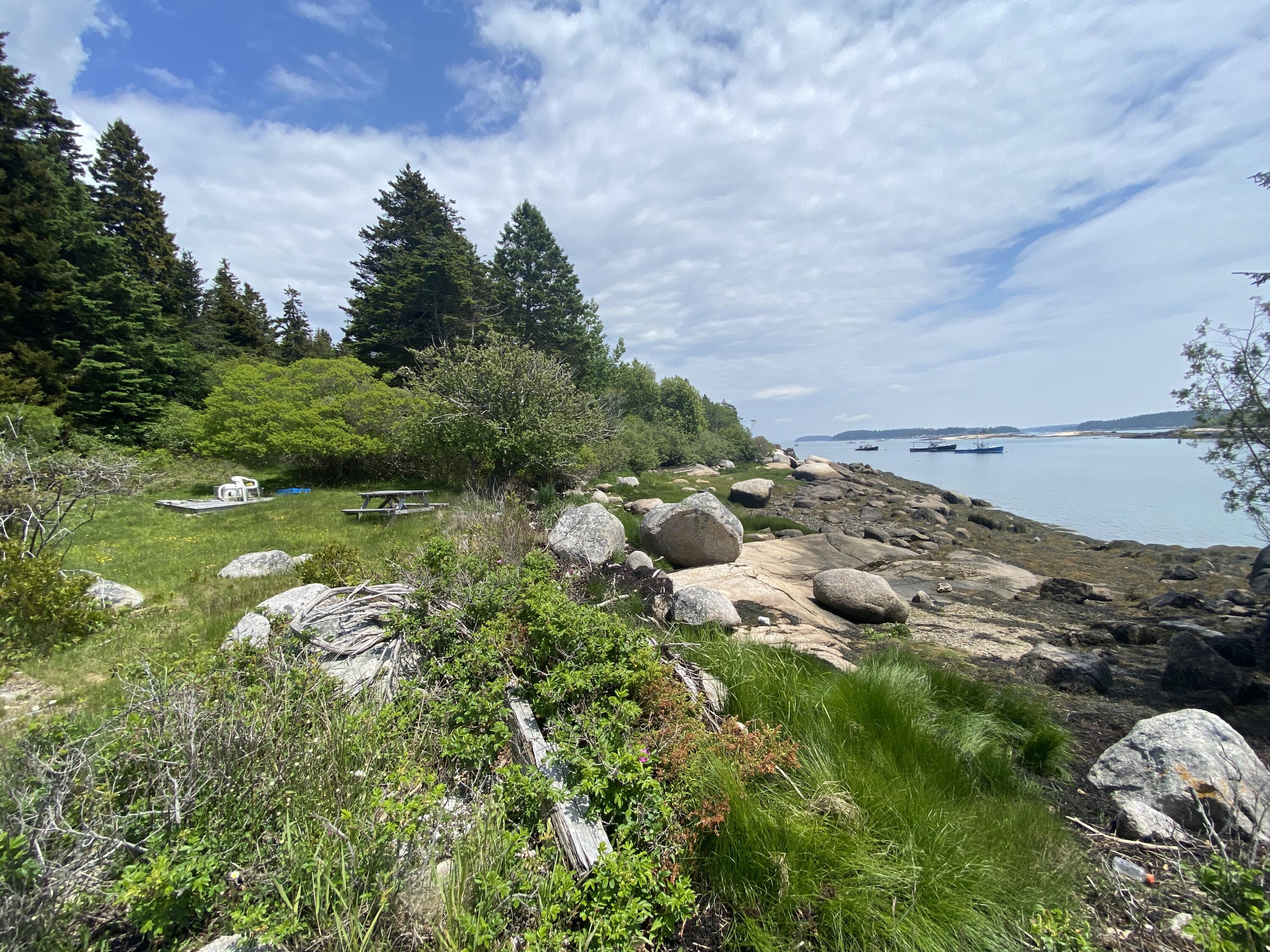 31 Green Head Lane, Stonington, ME, 04681