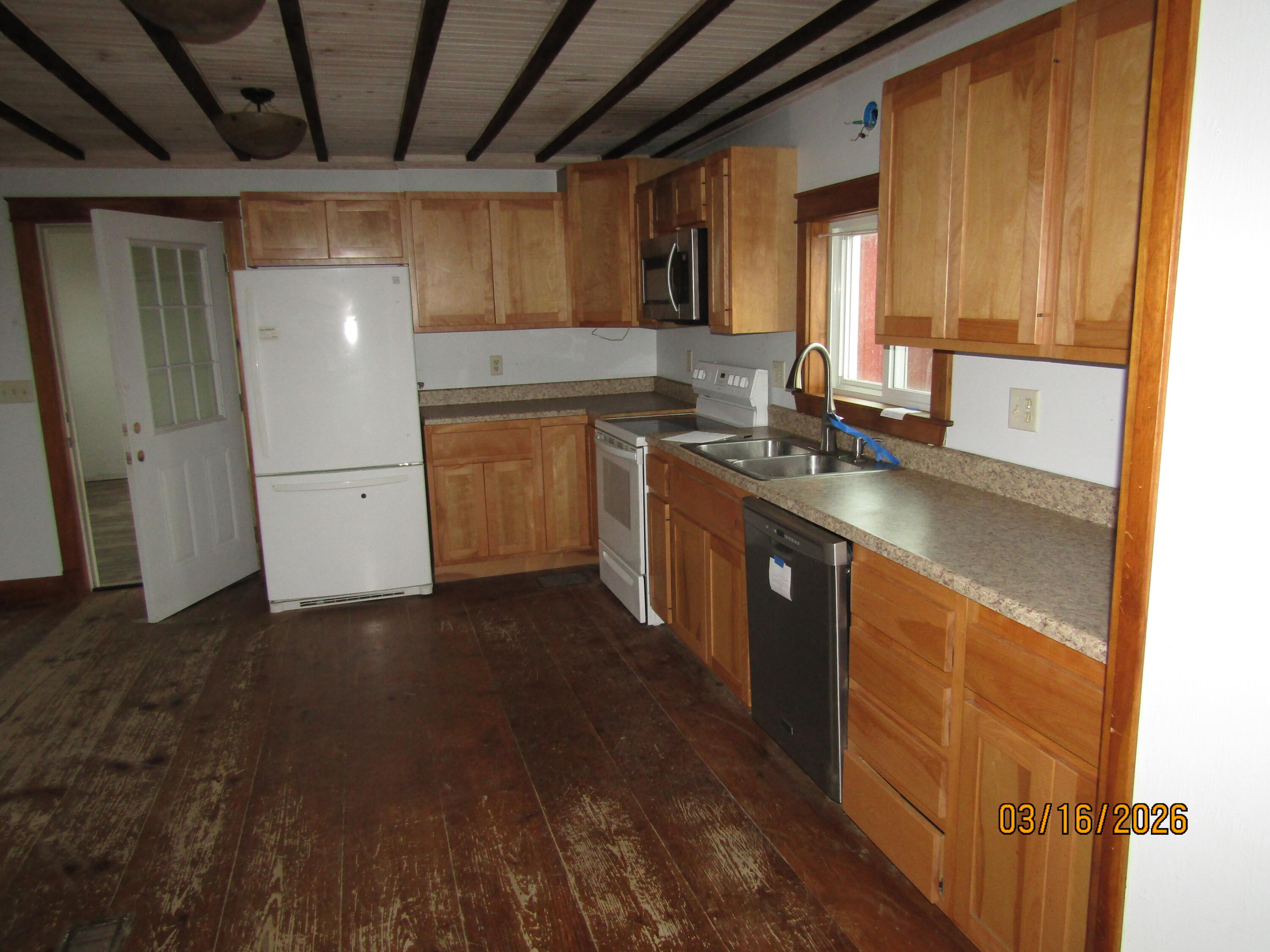 535 Enfield Road, Lincoln, ME, 04457