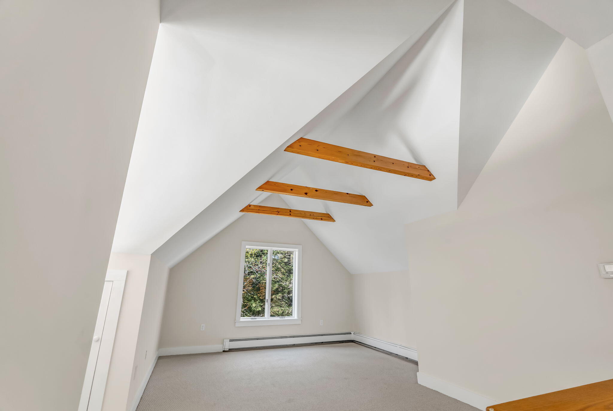 82 Falcon Lane, Lamoine, ME, 04605