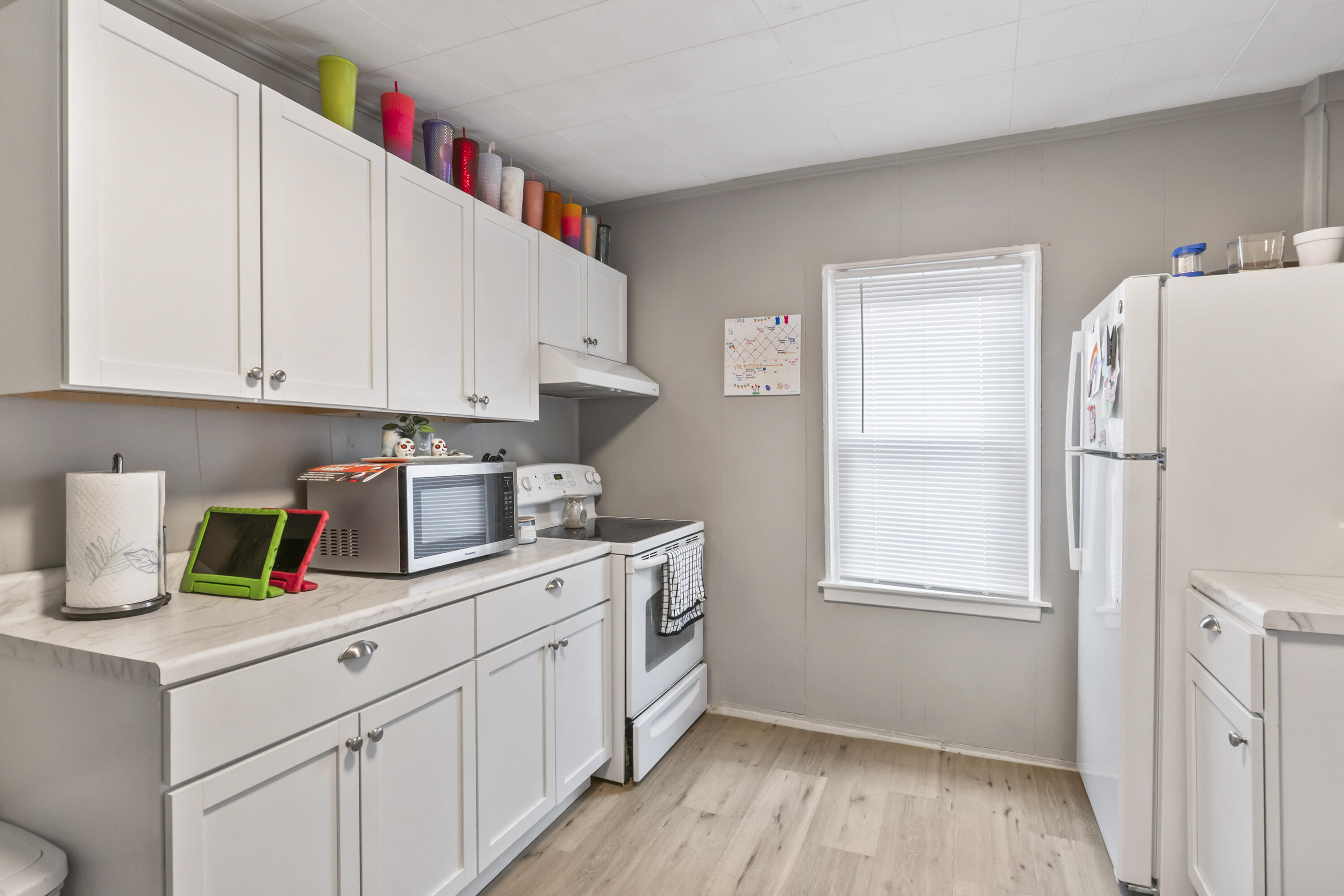 16 Main Street, Topsham, ME, 04086