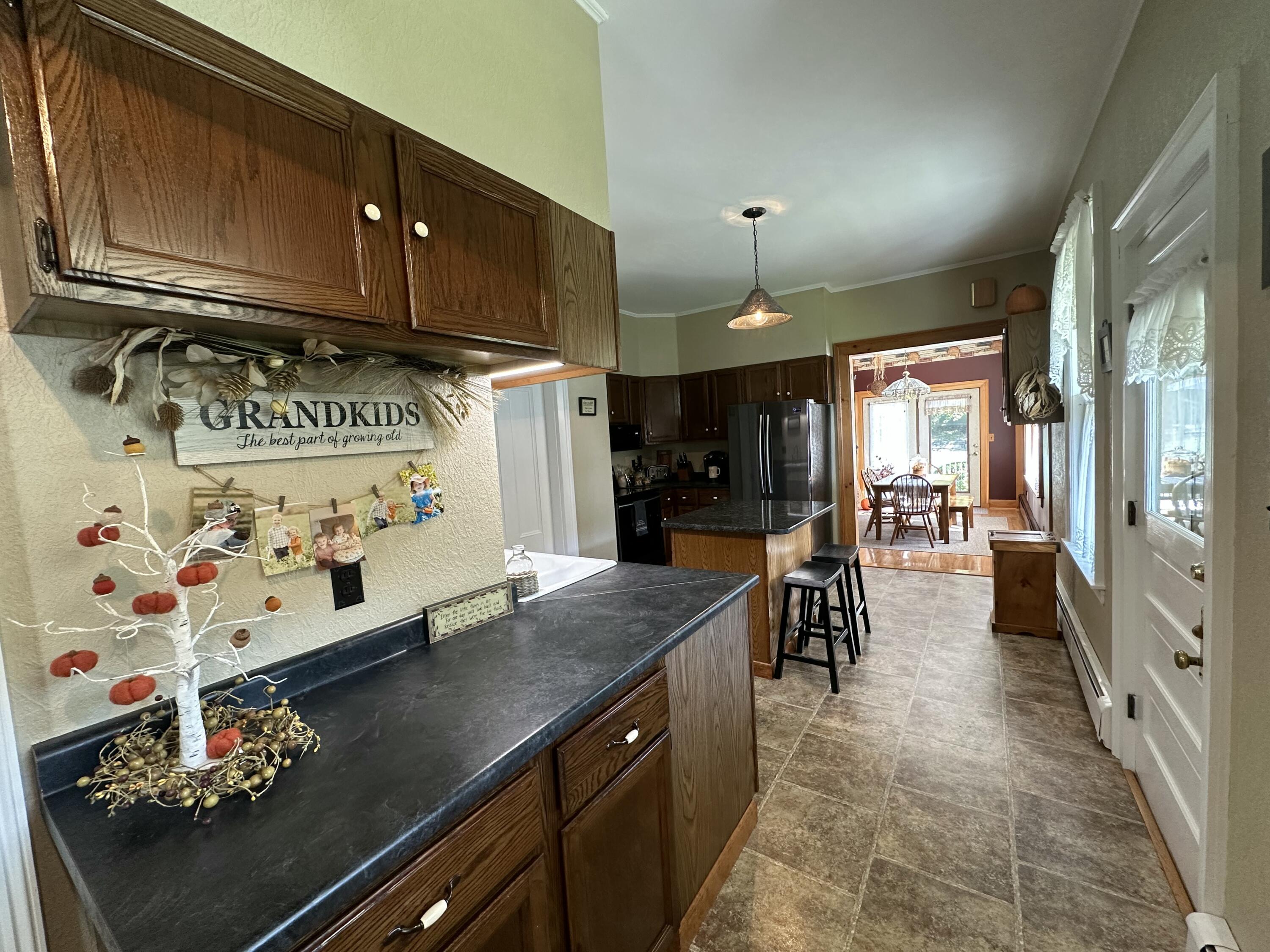 9 Charles Street, Houlton, ME, 04730