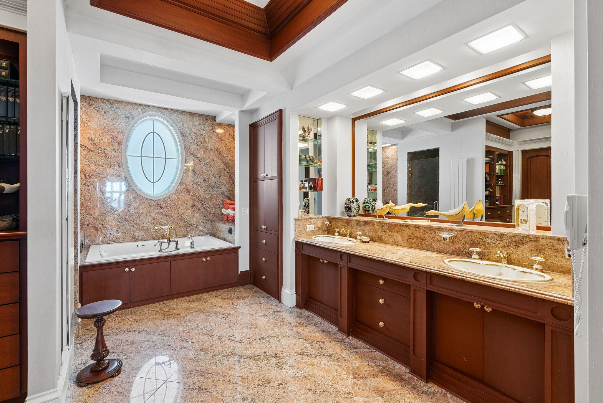 17 Seaview Avenue, Kennebunkport, ME, 04046