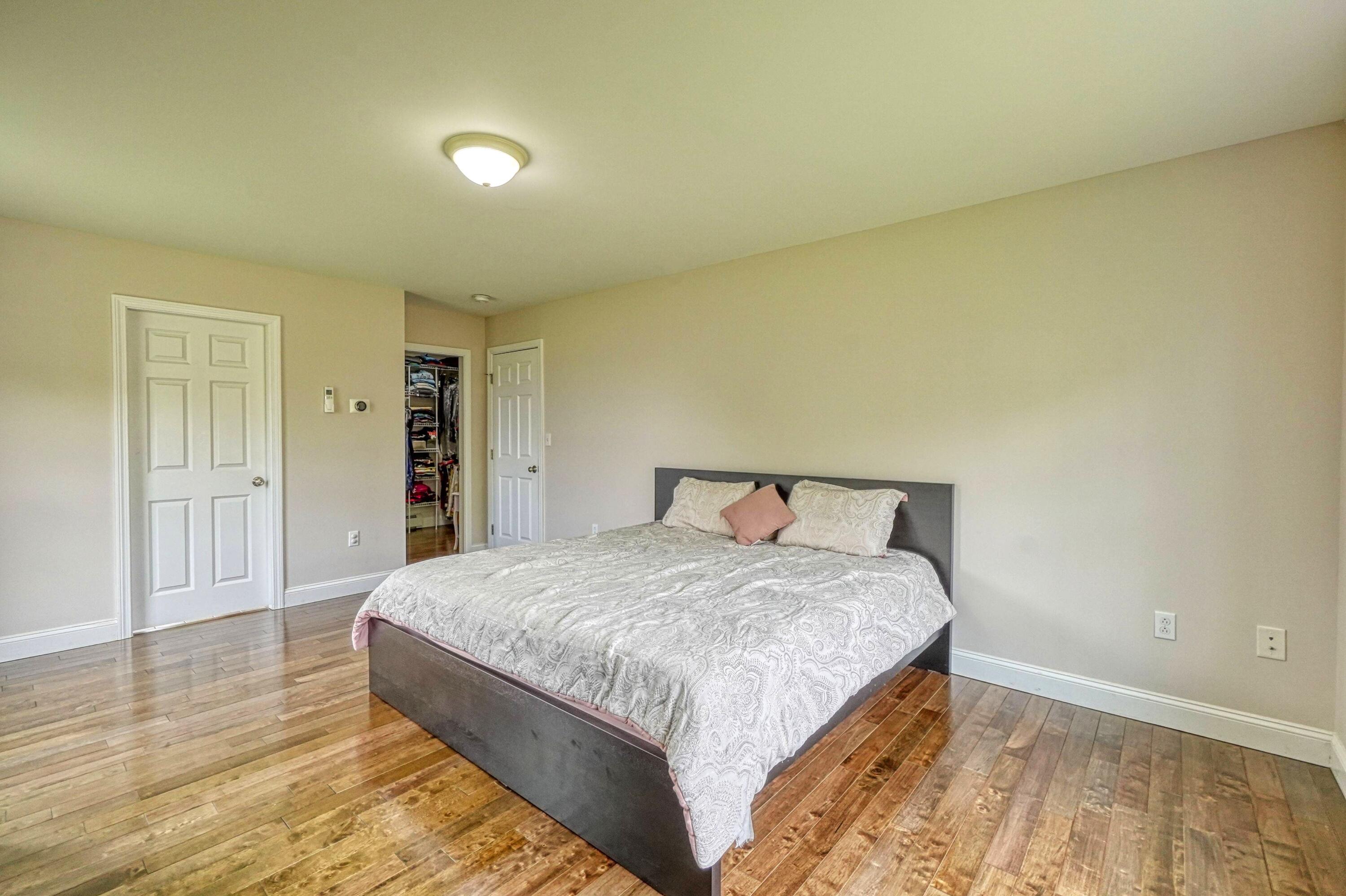 24 Royale Drive, Sidney, ME, 04330