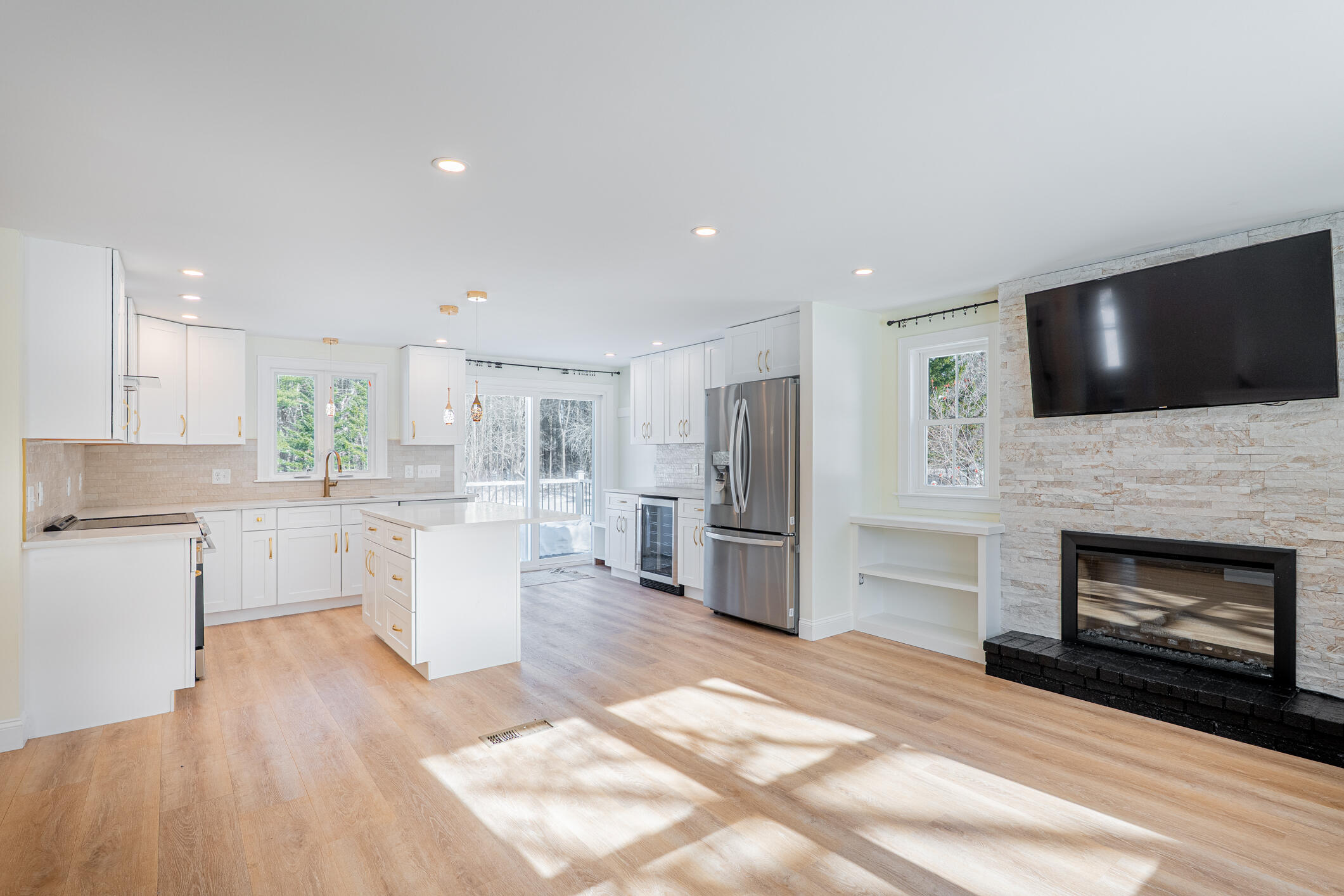 18 Eaton Drive, Buxton, ME, 04093