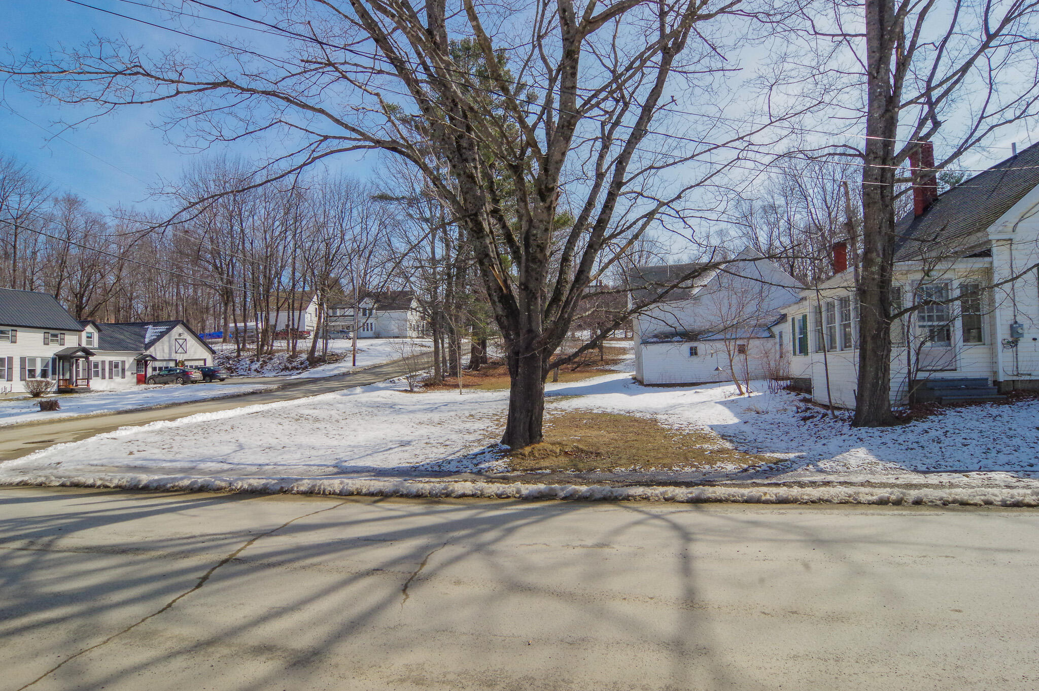 61 Pleasant Street, Dexter, ME, 04930