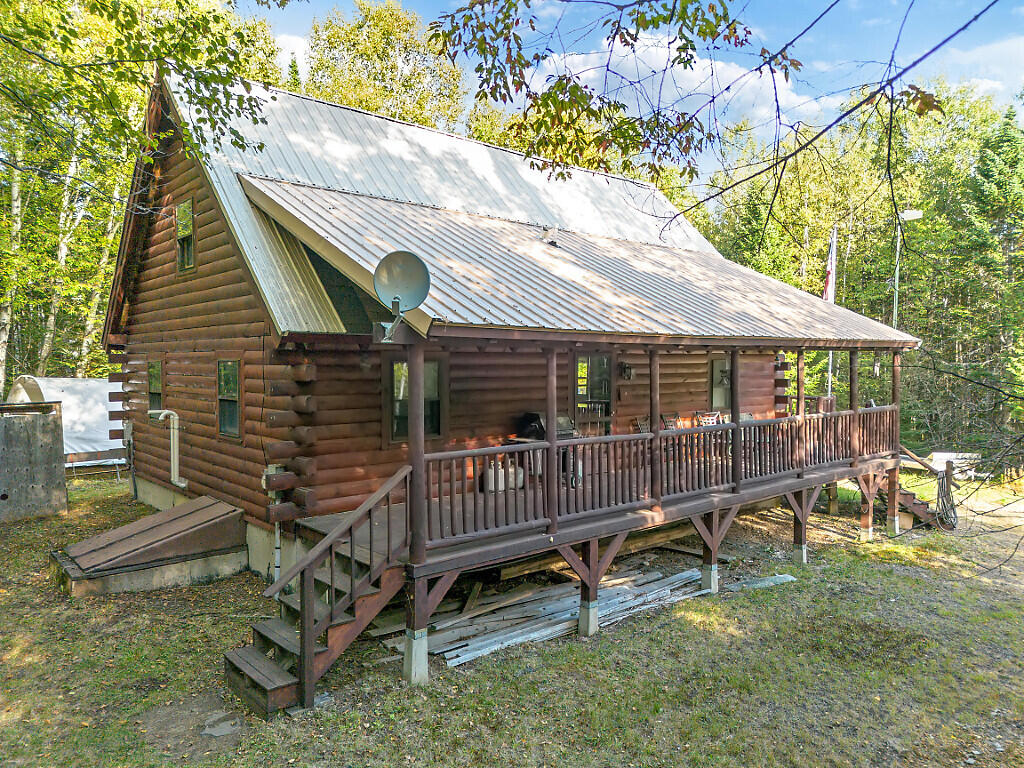 11 Woods Road, Dallas Plt, ME, 04970