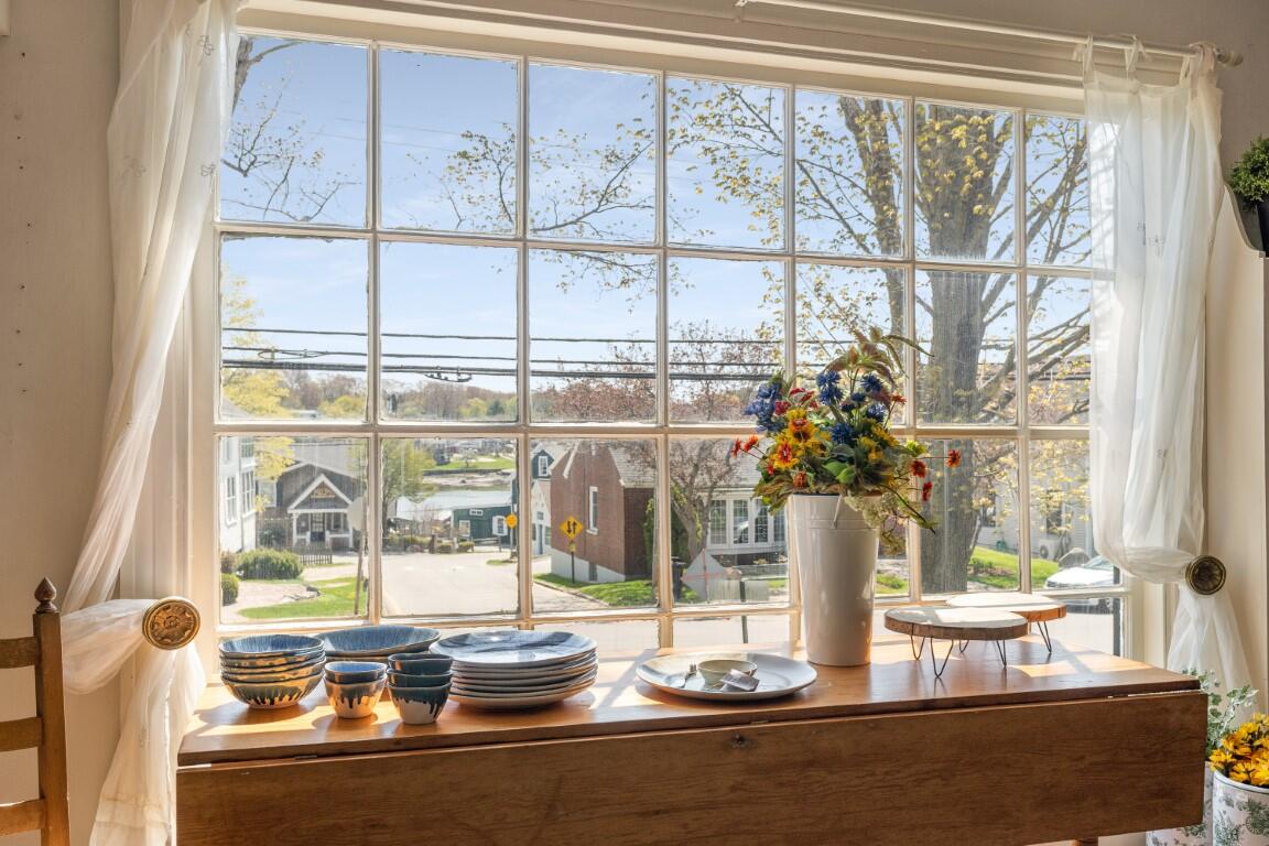 34 Townsend Avenue, Boothbay Harbor, ME, 04538