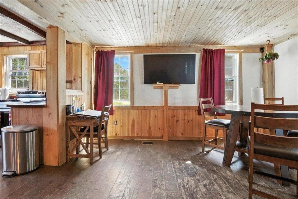 817 Riverside Drive, Augusta, ME, 04330