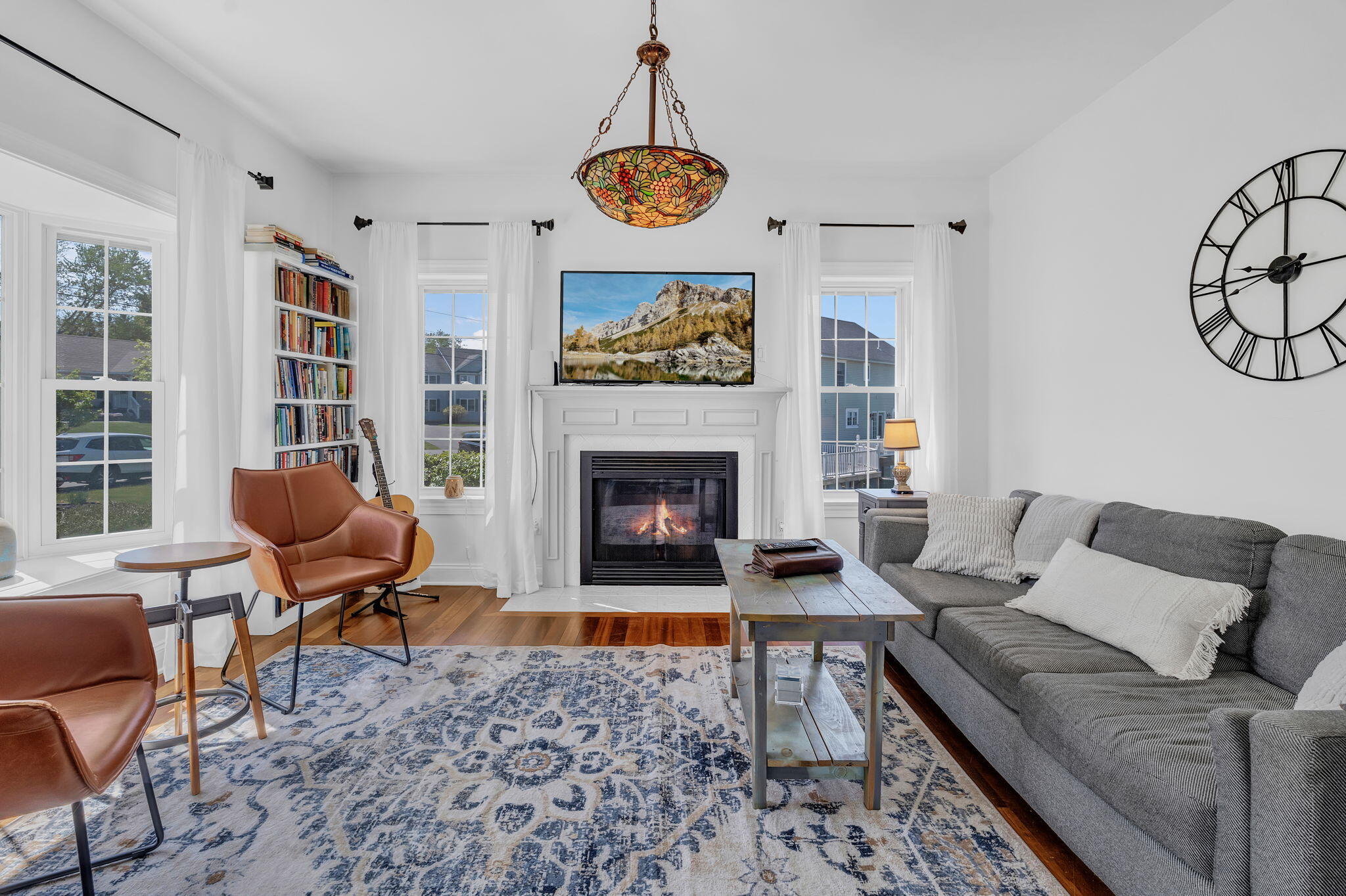 2-web-or-mls-40-hillview-dr