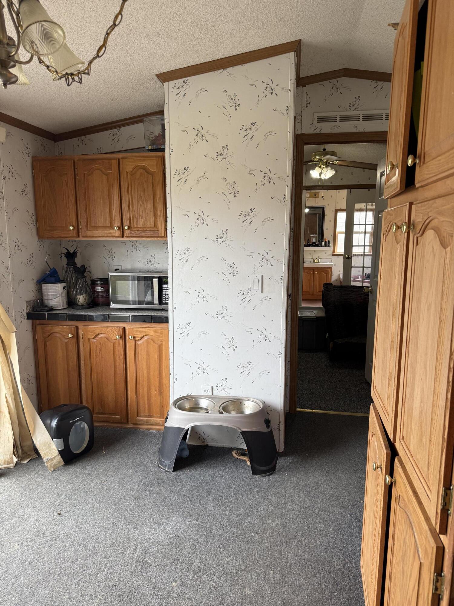 43 Whitten Road, Clinton, ME, 04927