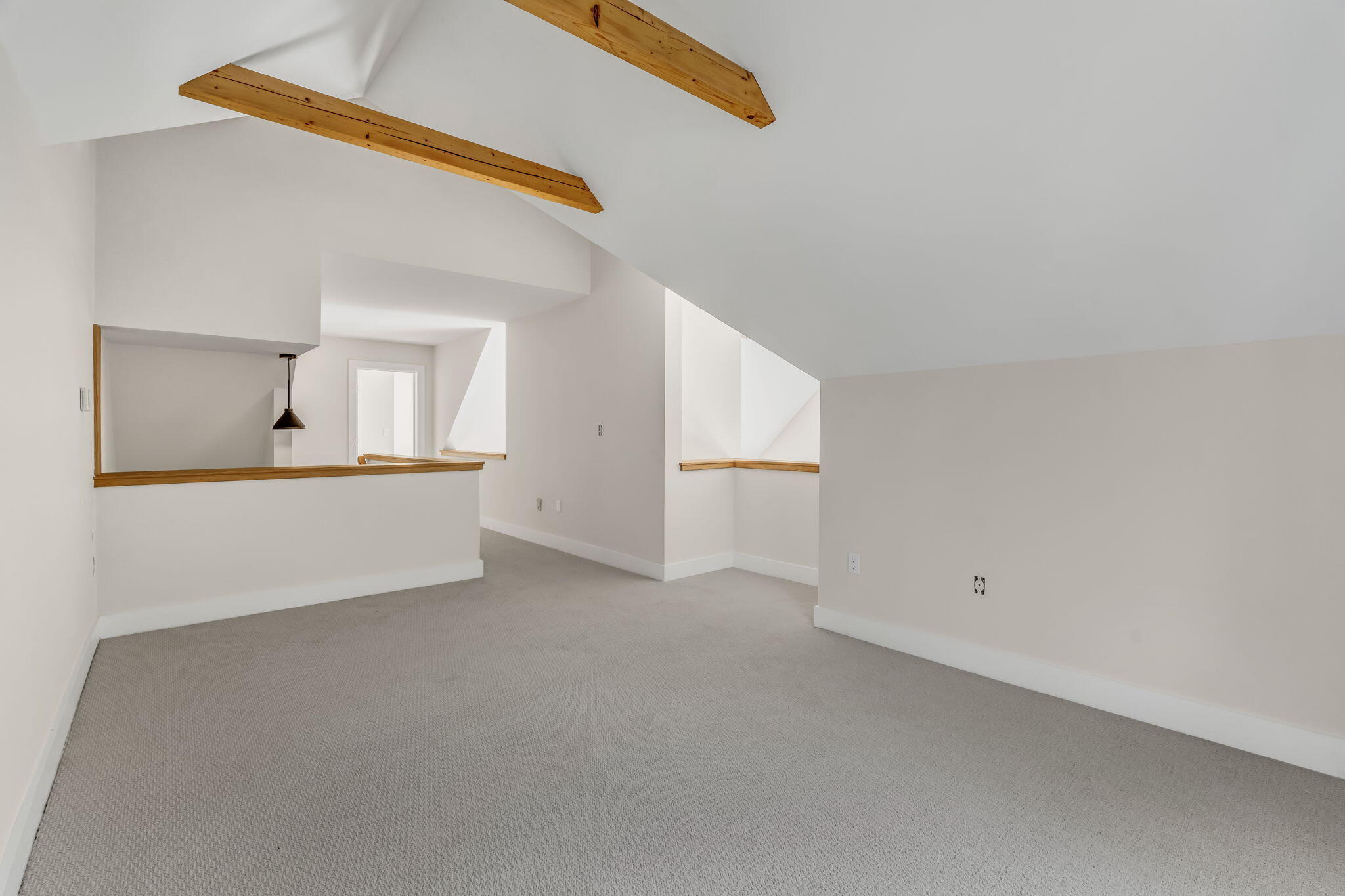 82 Falcon Lane, Lamoine, ME, 04605