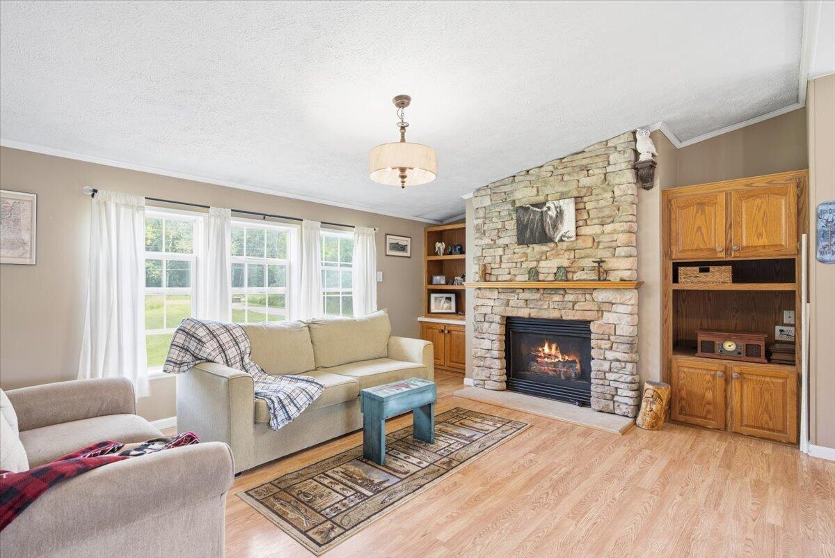 19-405 E Rd-19