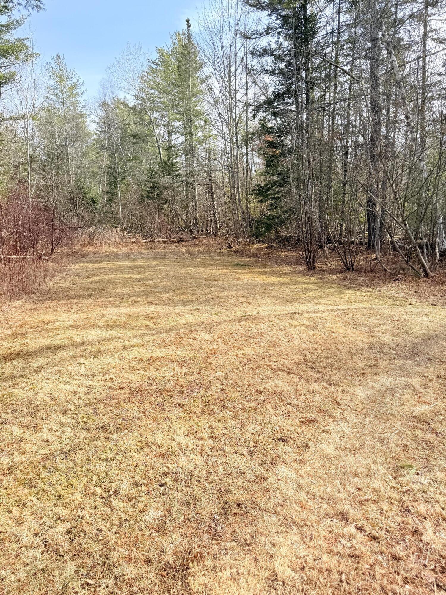 123 County Road, Milford, ME, 04461