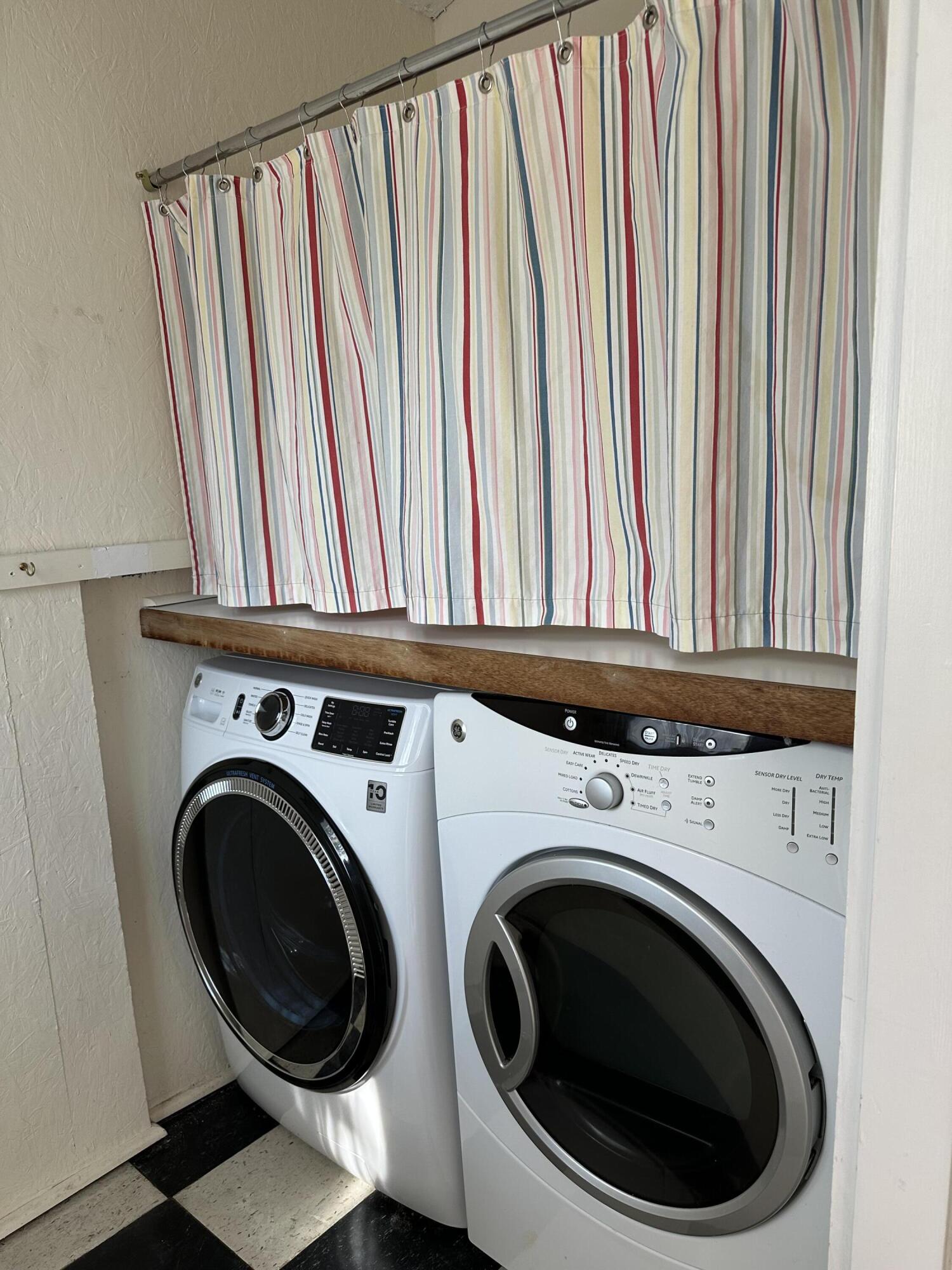 60 Main Street UNIT 1, Stonington, ME, 04681