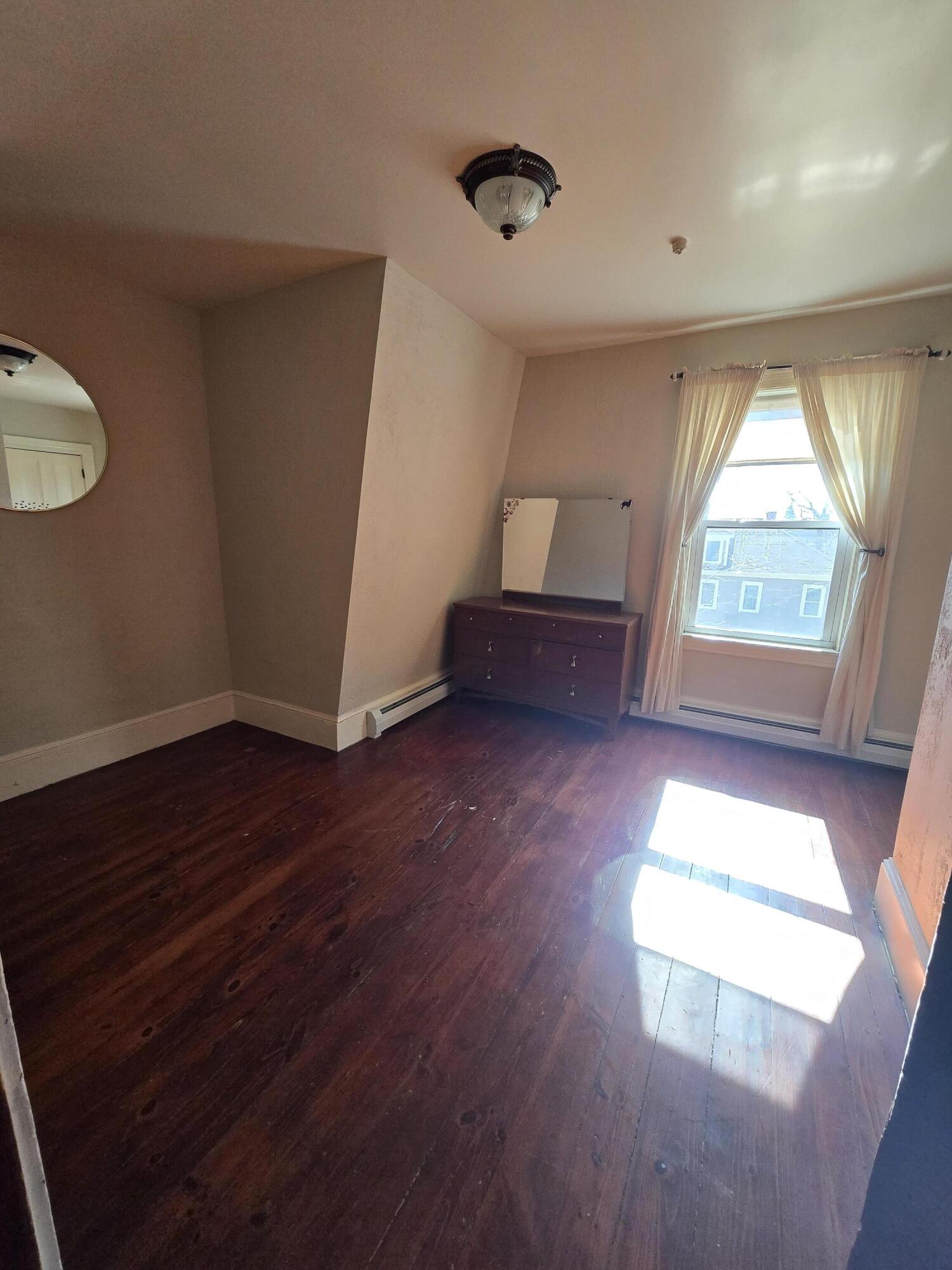 27 Turner Street, Buckfield, ME, 04220