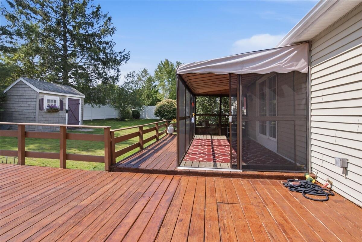 2 Quaker Road, Westbrook, ME 04092 08-DSC07577