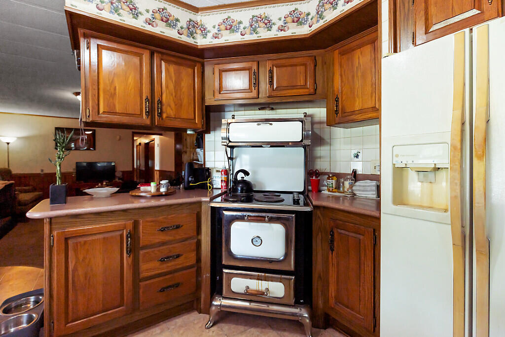 1650 N Belfast Avenue, Vassalboro, ME 04989 40_BP5A0228_DxO_mls