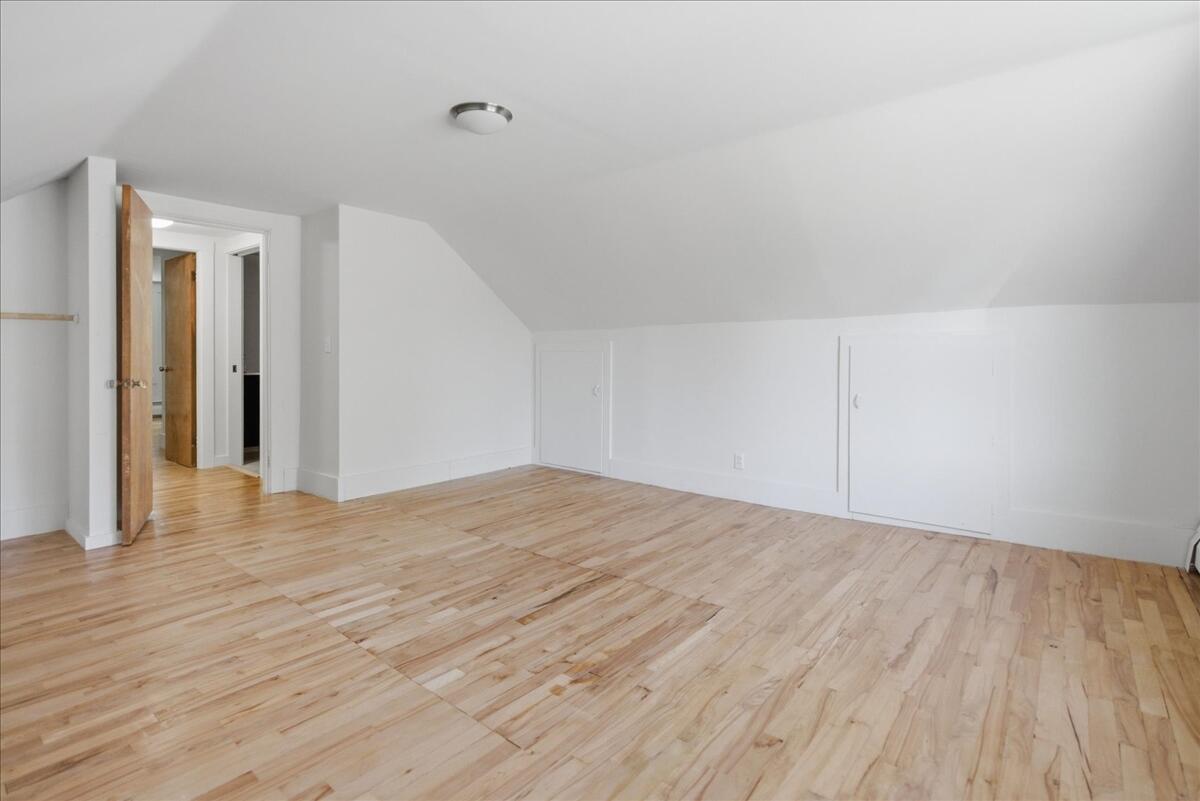 1827 Minot Avenue, Auburn, ME 04210 58-1-58