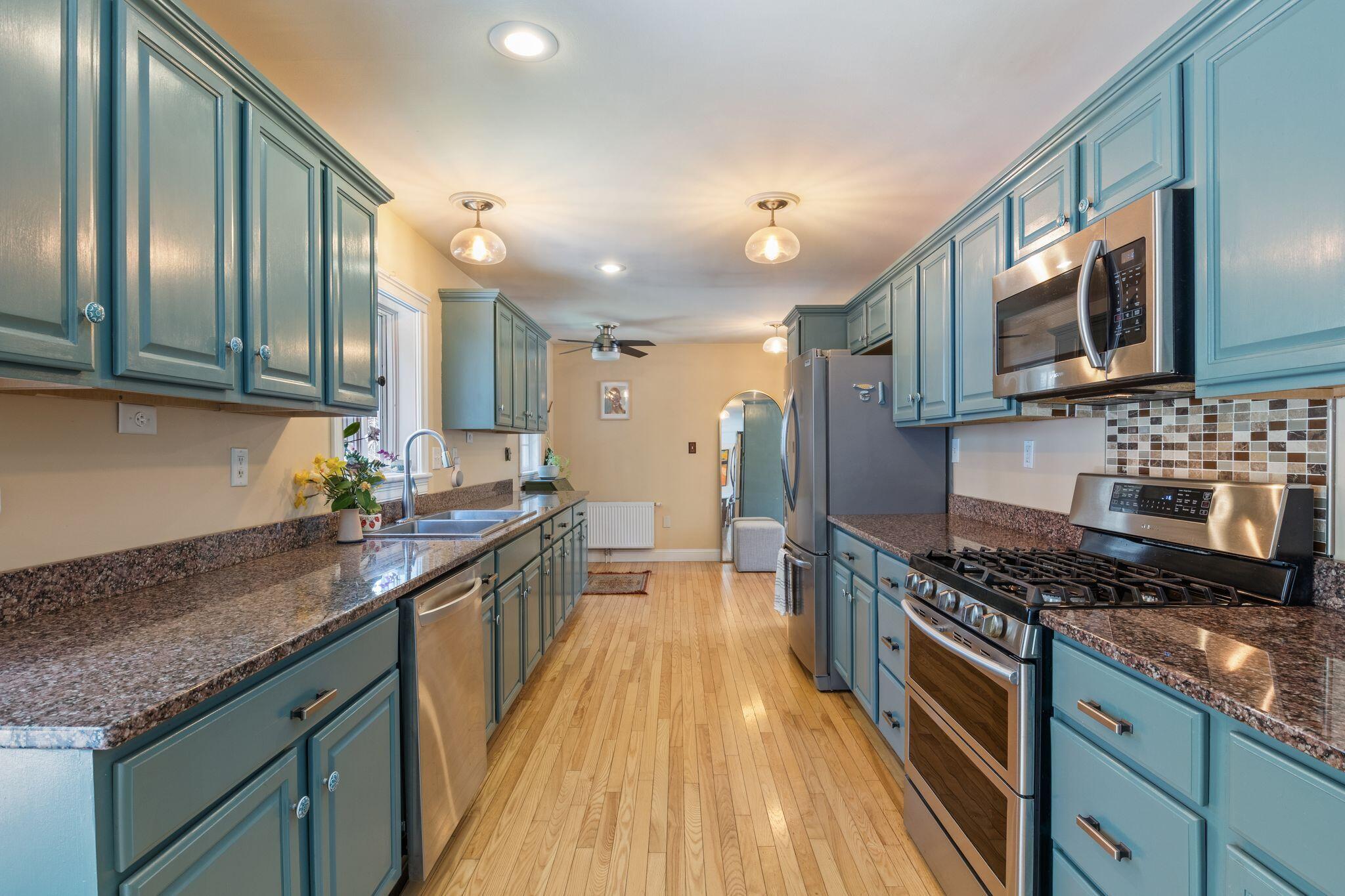 18 Glenview Road, Freeport, ME, 04032