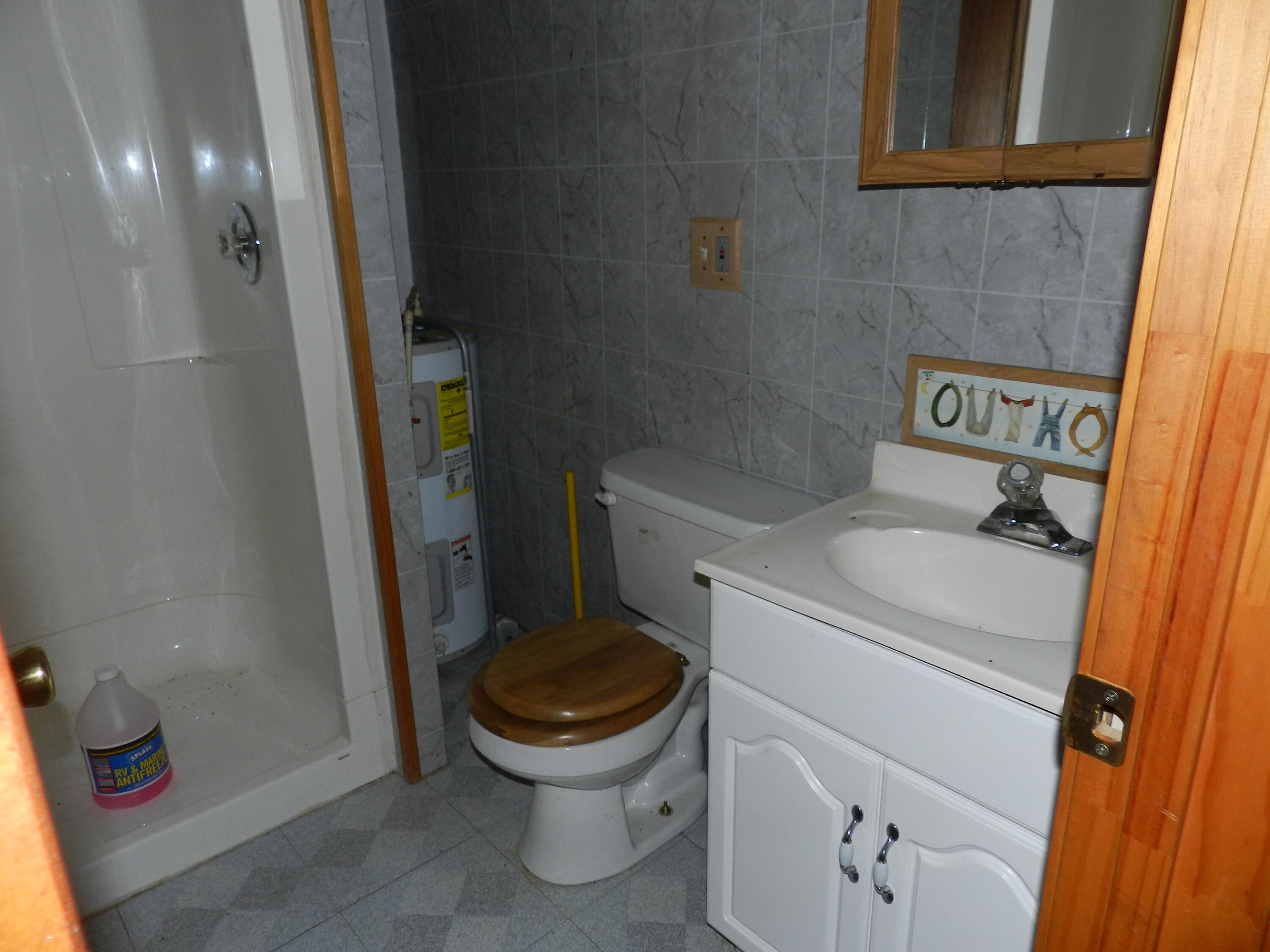 632 County Road, Milford, ME, 04461