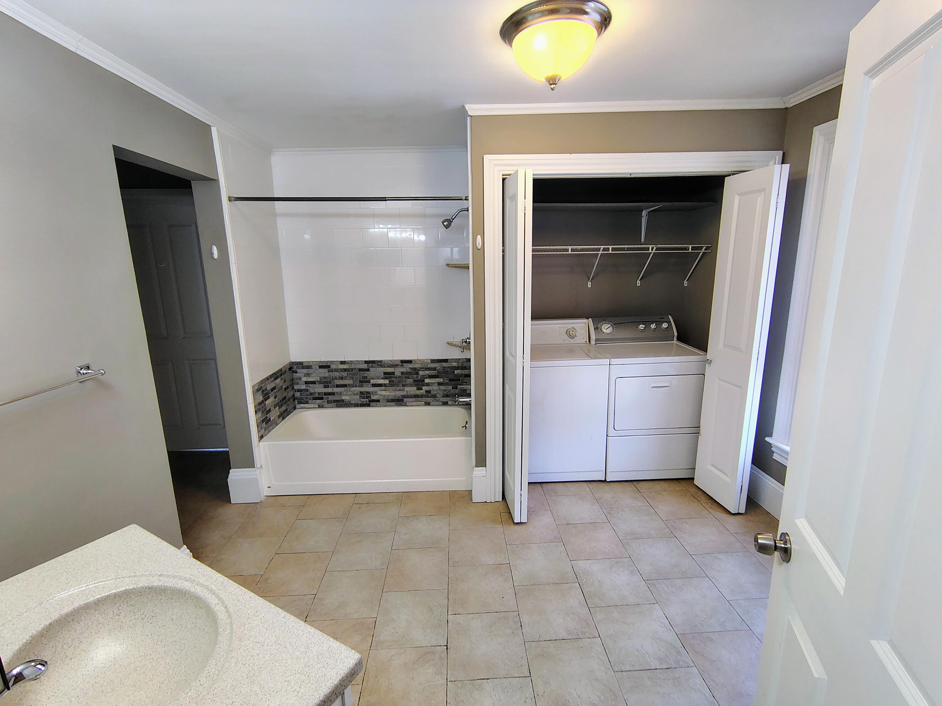 60 West Street, Bangor, ME, 04401