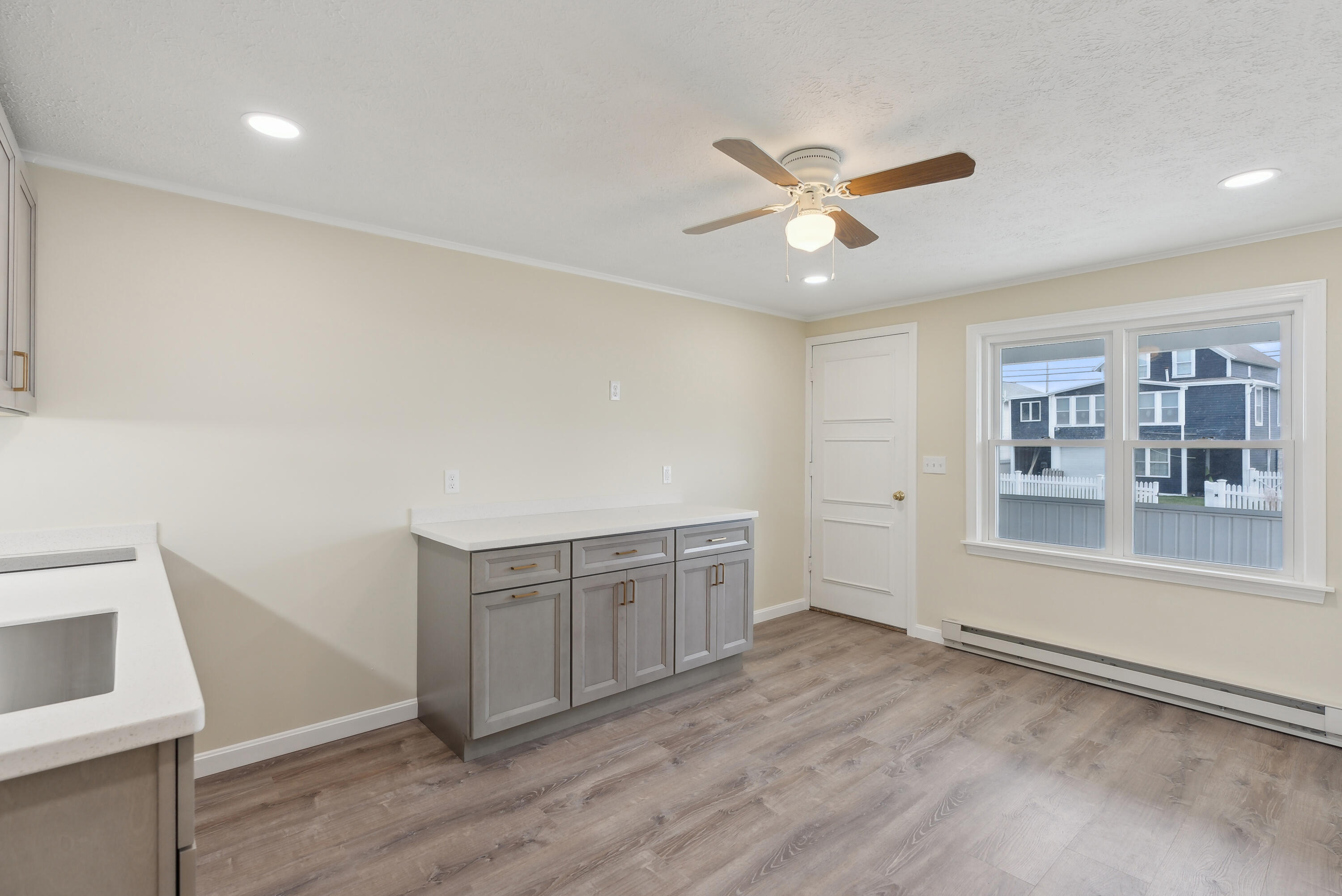 6 Dingle Road UNIT 4, York, ME, 03909