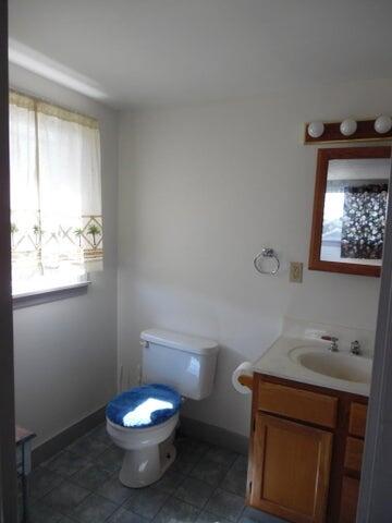 230 Searsport Avenue, Belfast, ME, 04915