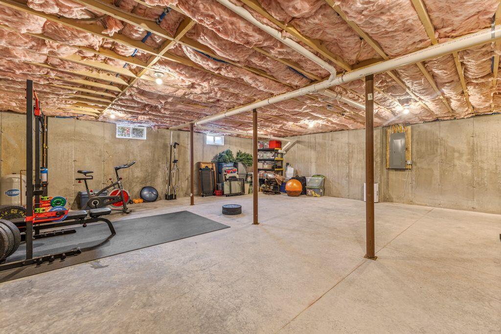 11 Estes Drive, Standish, ME, 04085