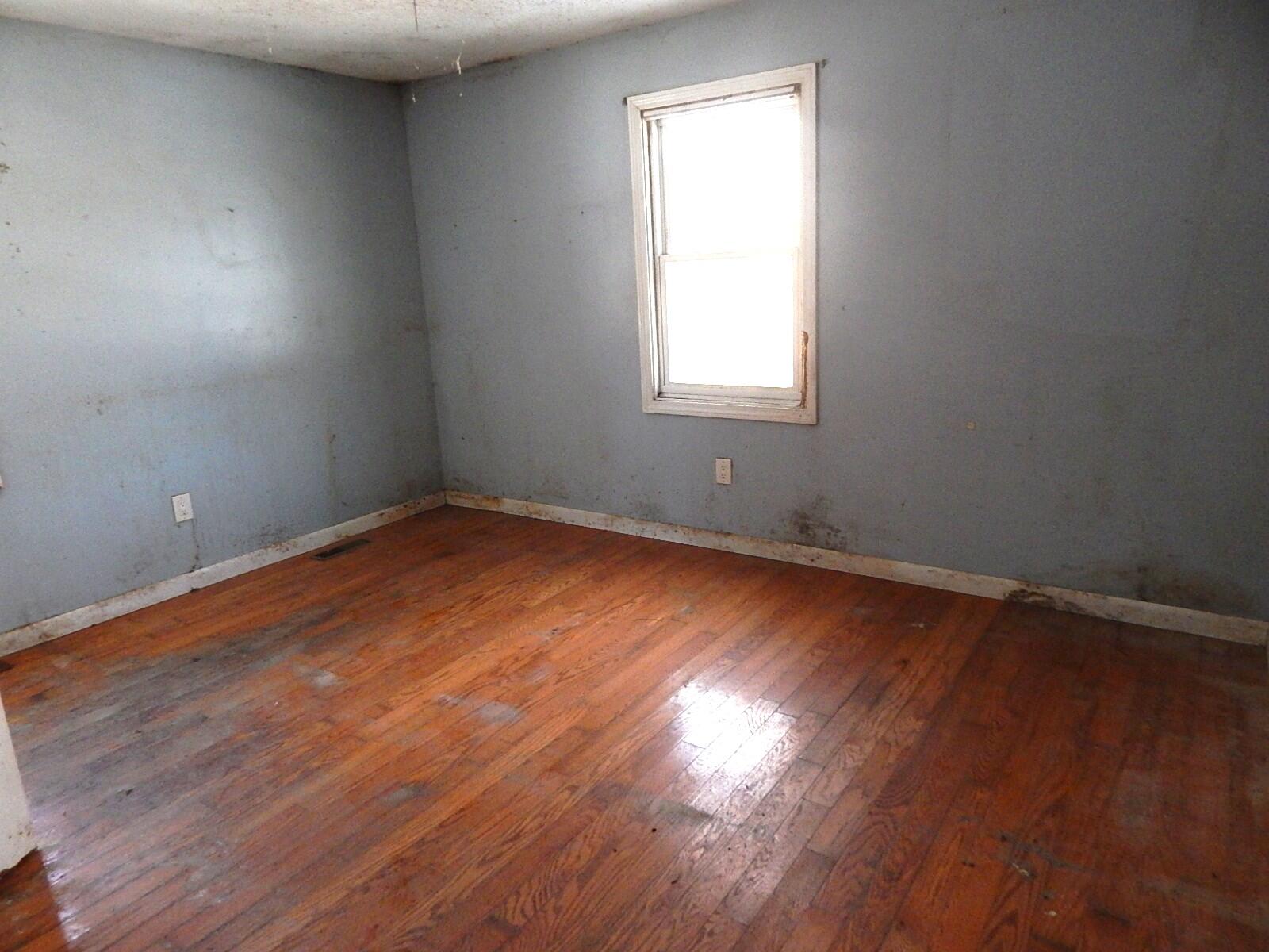 30 Hillcrest Street, Gardiner, ME, 04345