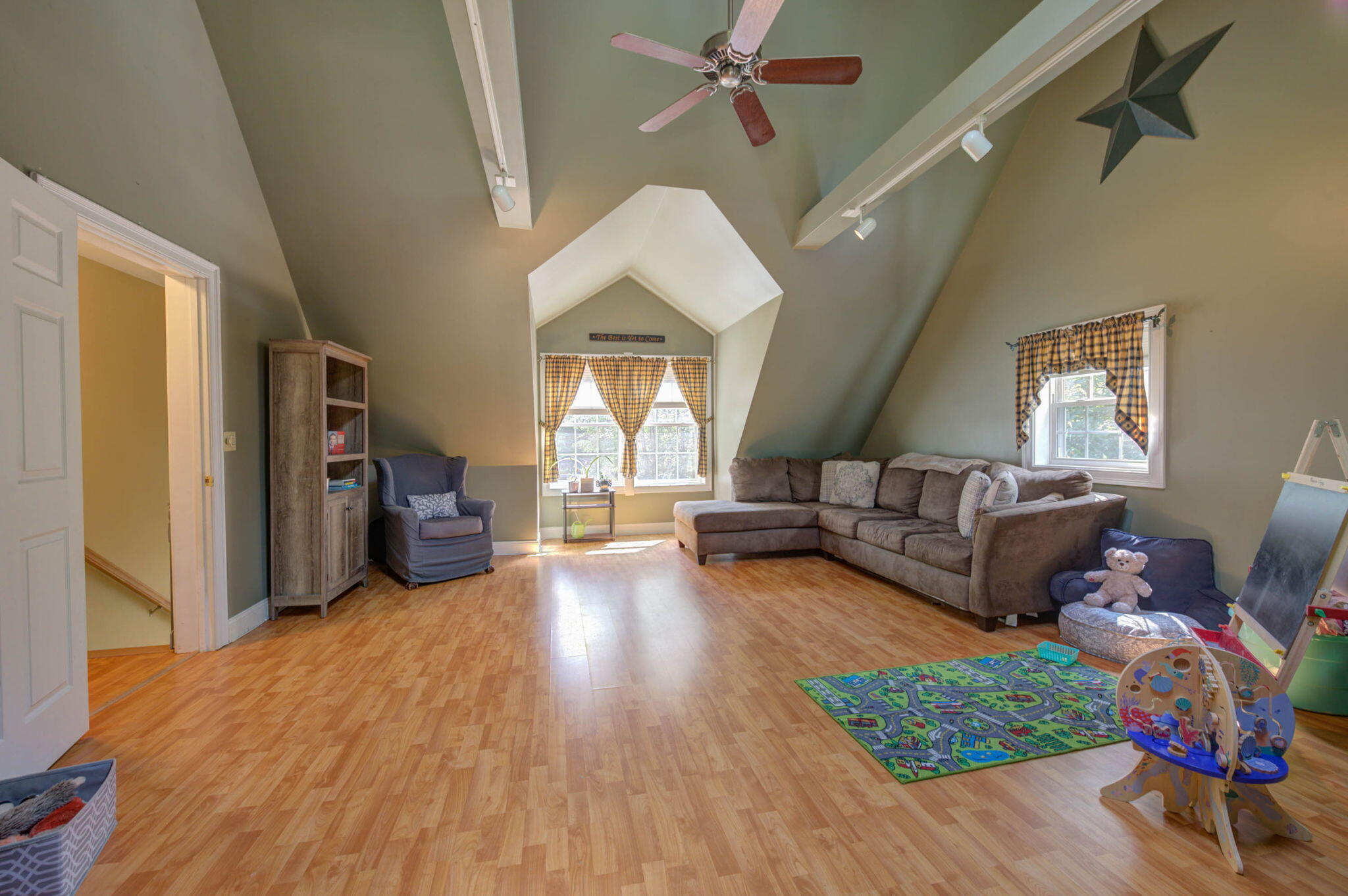 19 Mckenny Drive