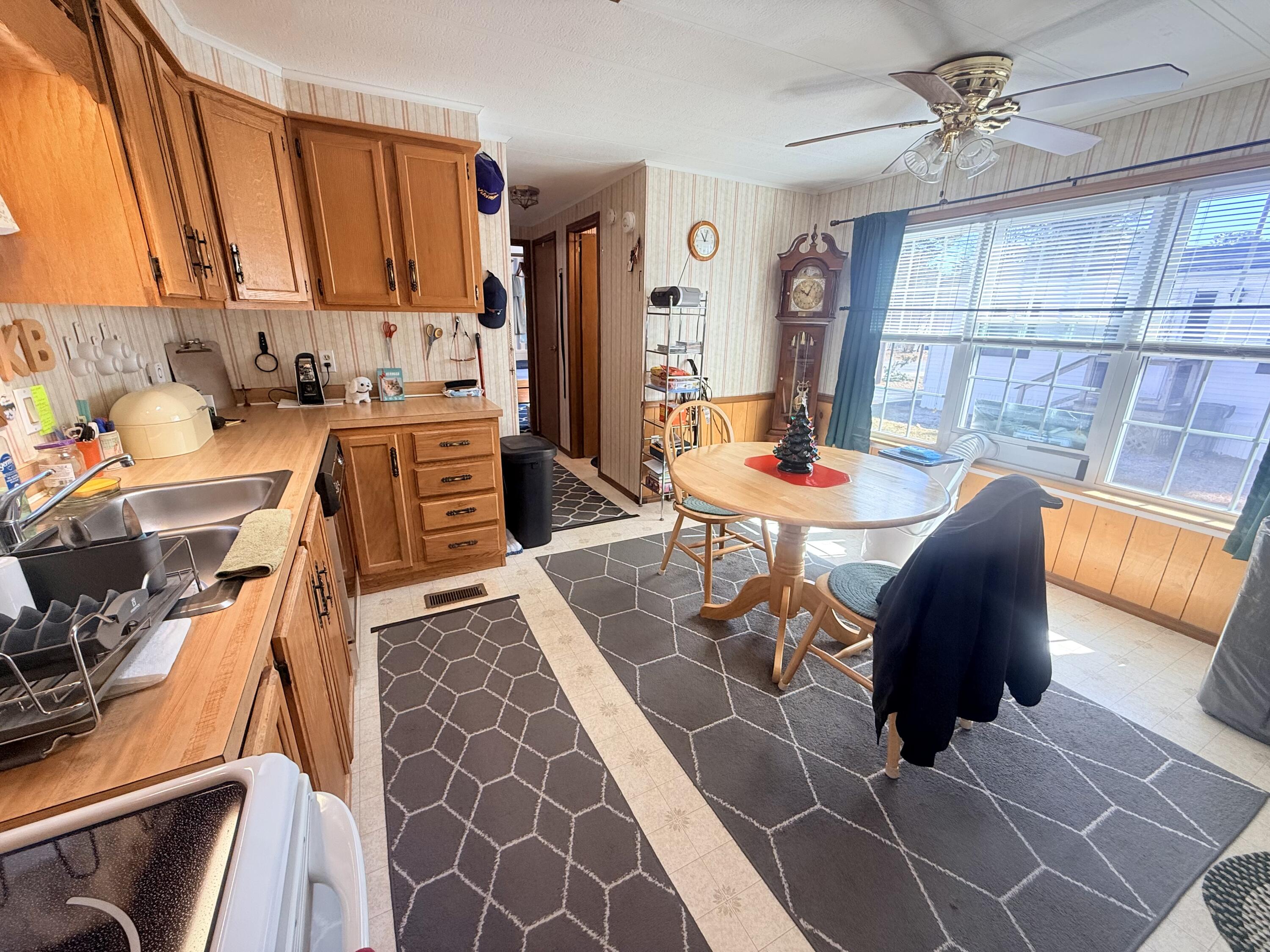 19 Larry Lane, Brunswick, ME, 04011