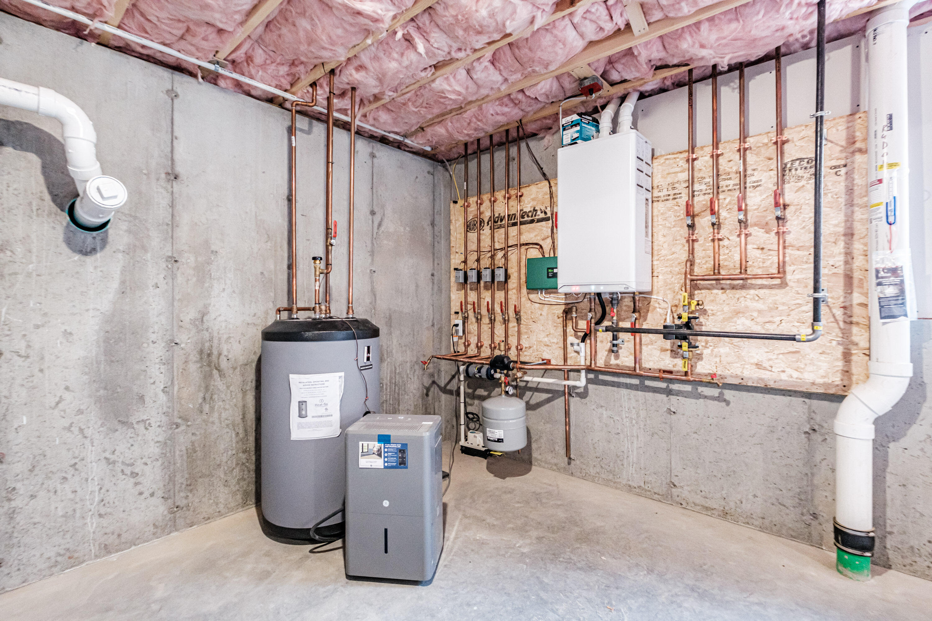 31 Woodbrey Lane, Standish, ME, 04084